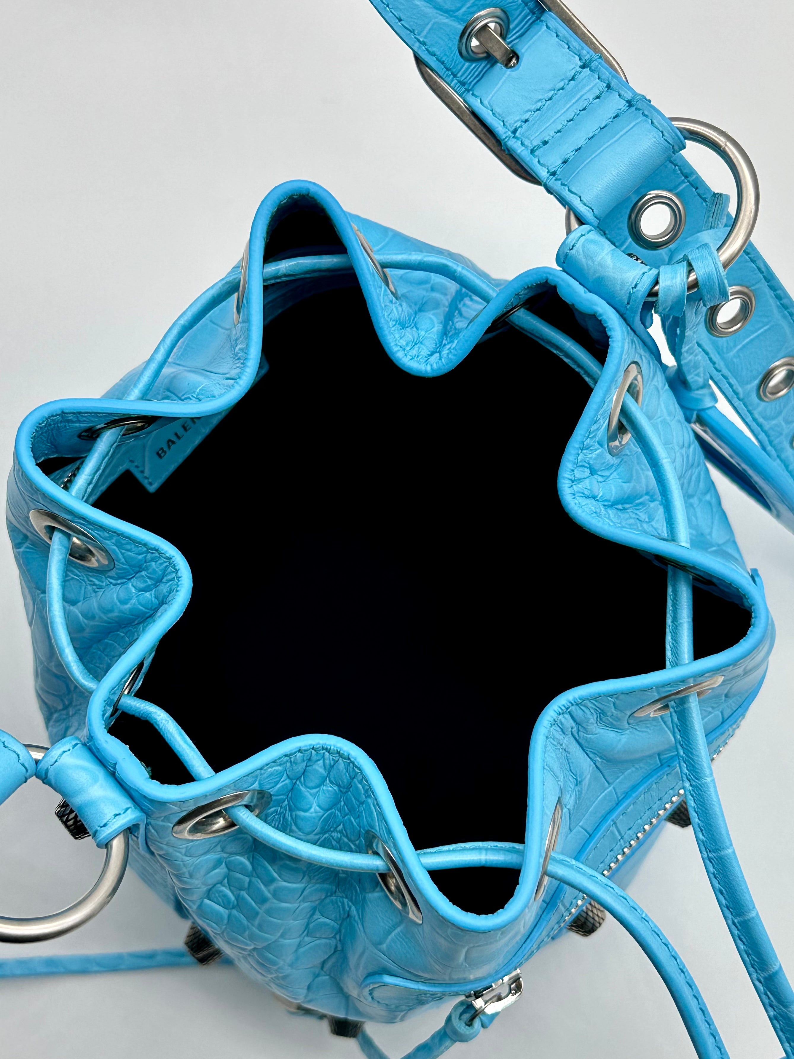 The Cagole Bucket Bag
