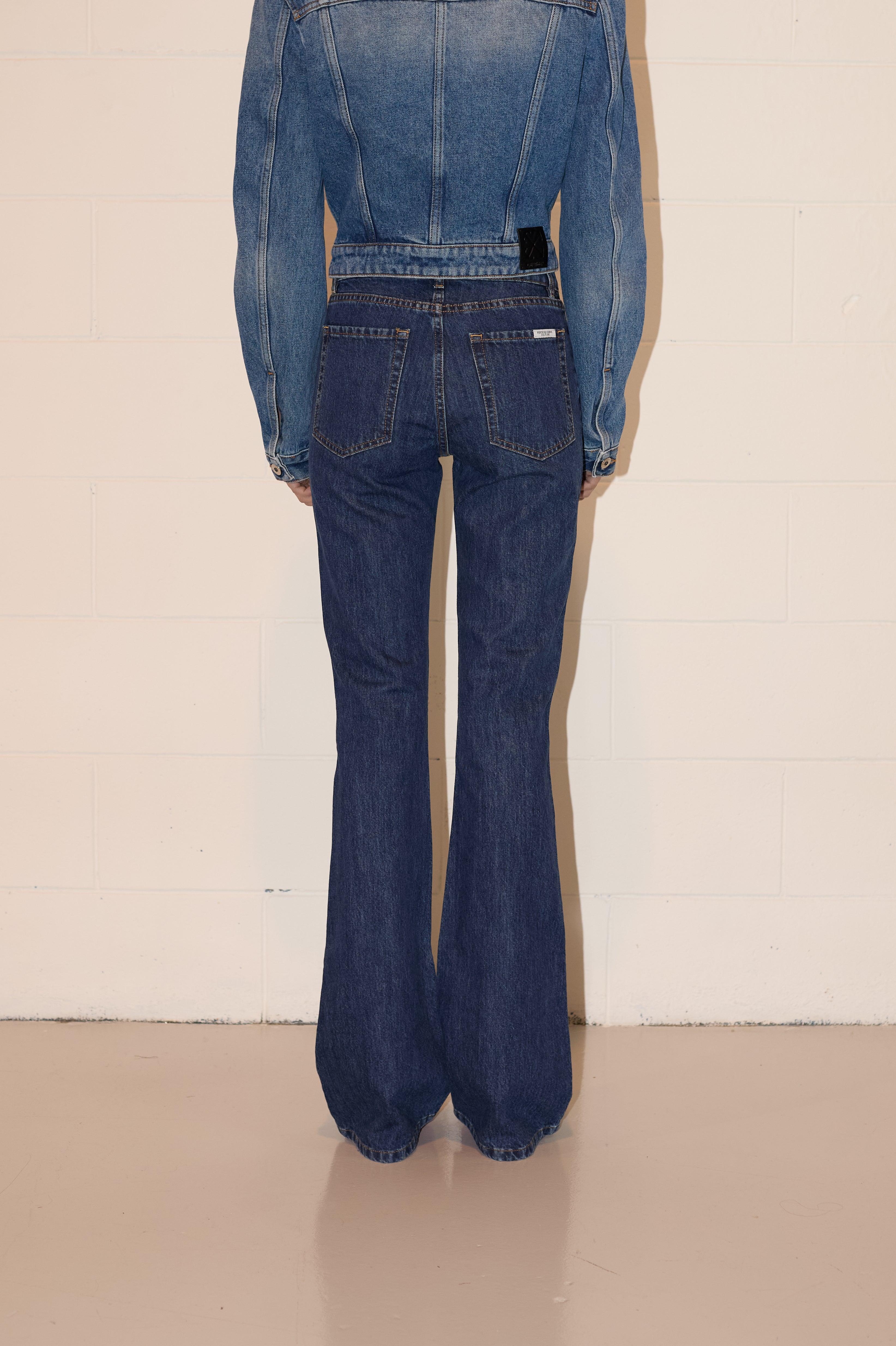 Flared Jeans