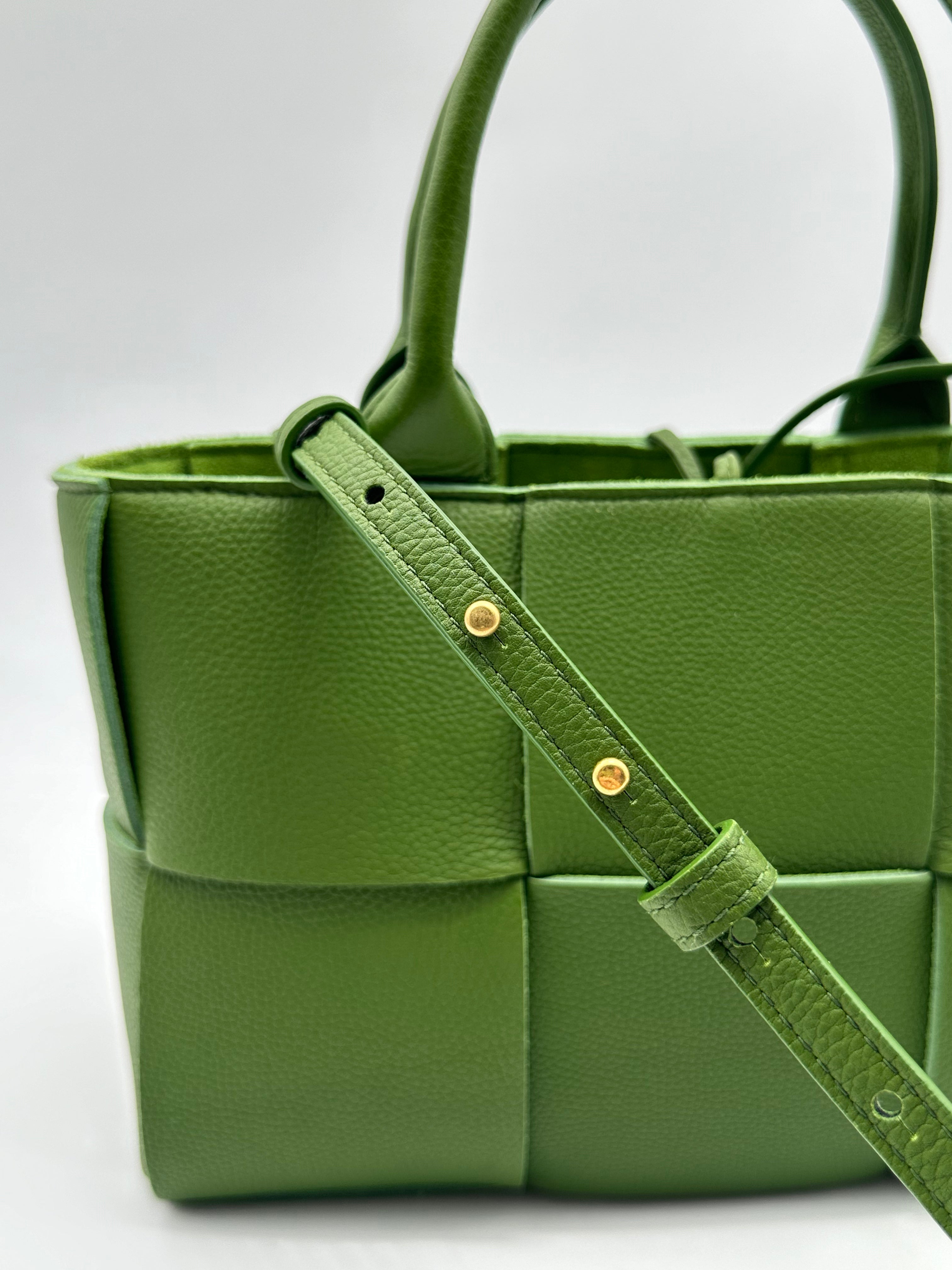 Arch Tote Bag