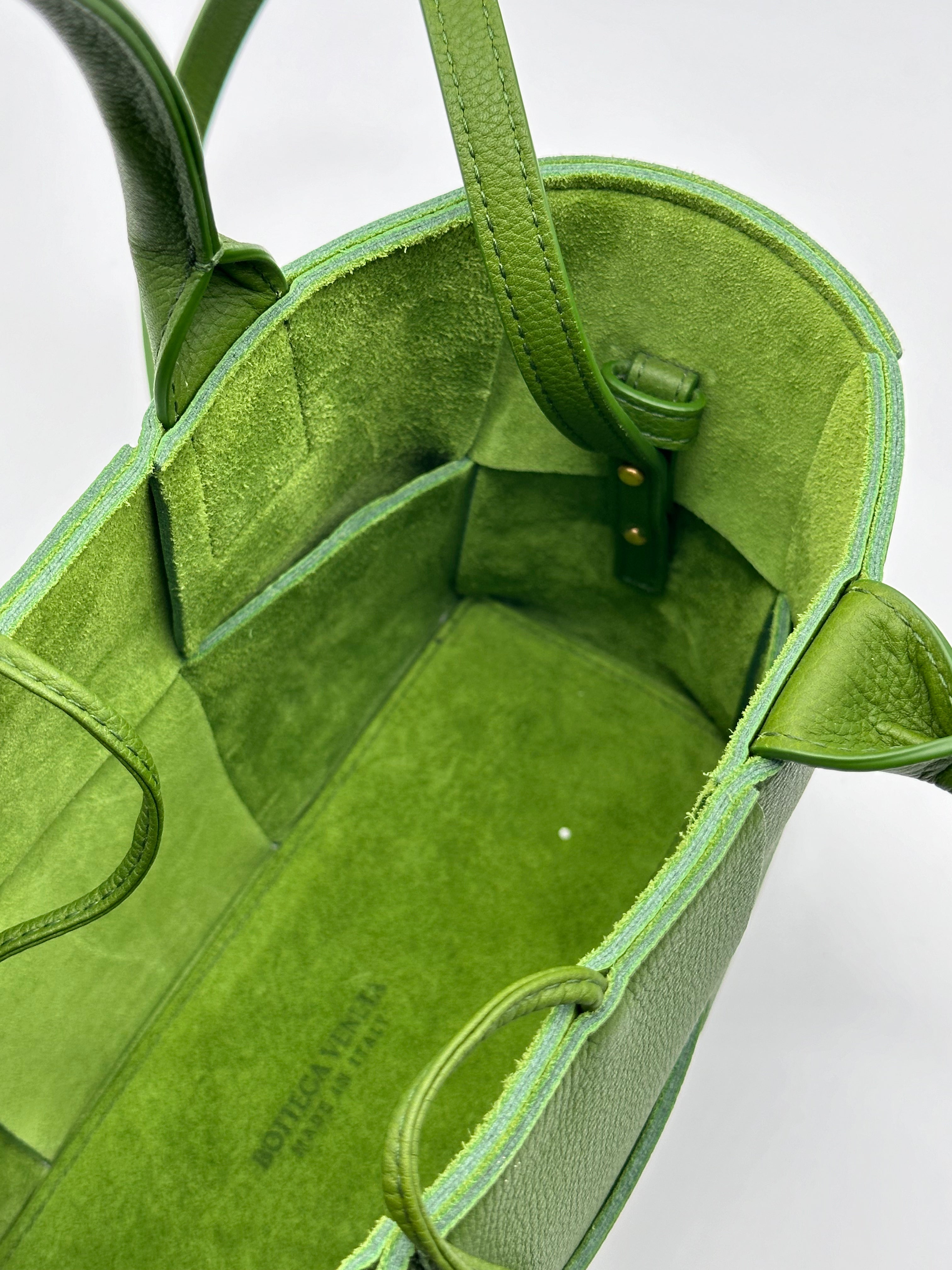 Arch Tote Bag