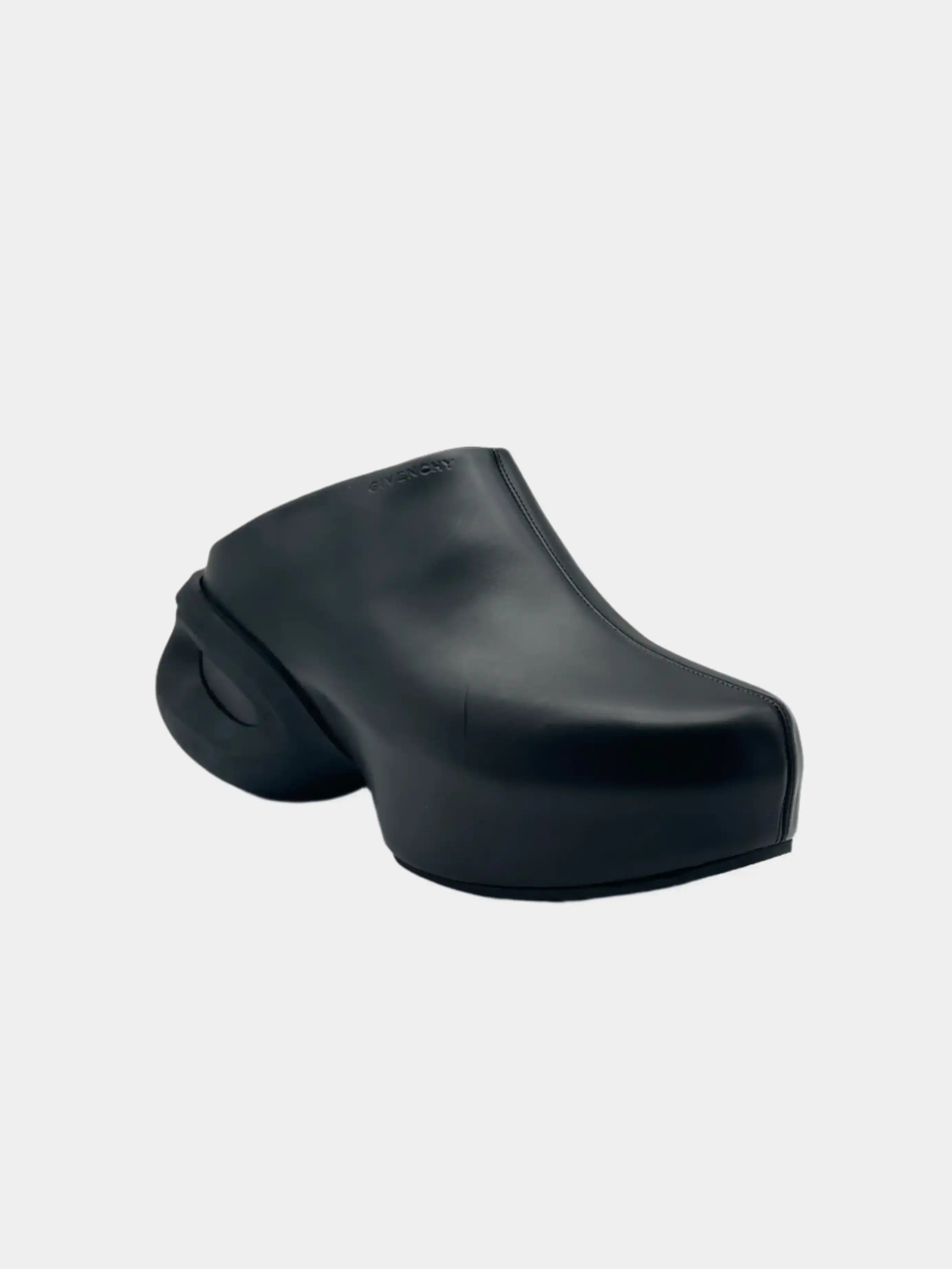 Sabot Nero Con Suola Scultorea In Gomma