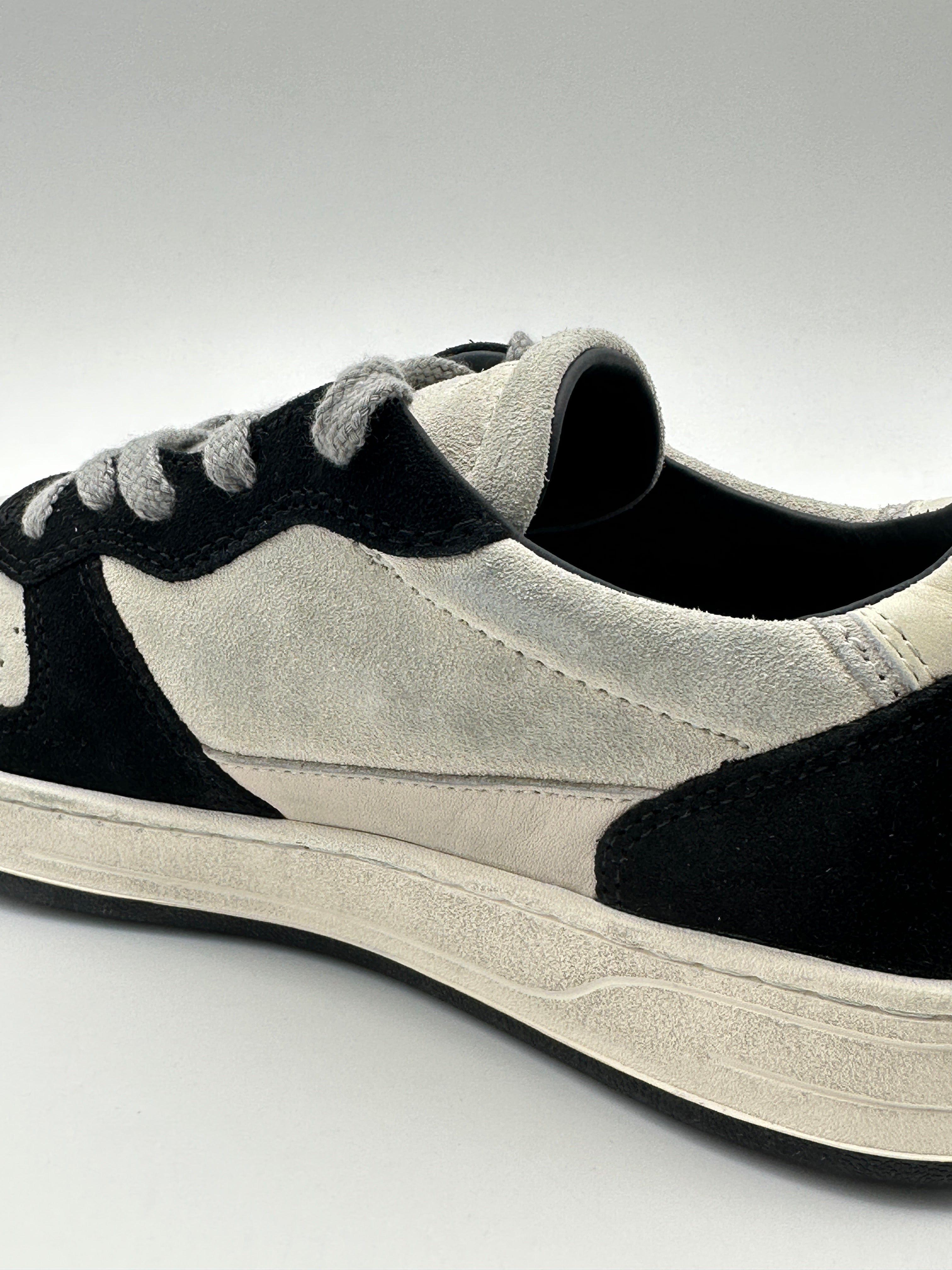 Sneakers Court 2.0 Powder Beige Black In Pelle Scamosciata