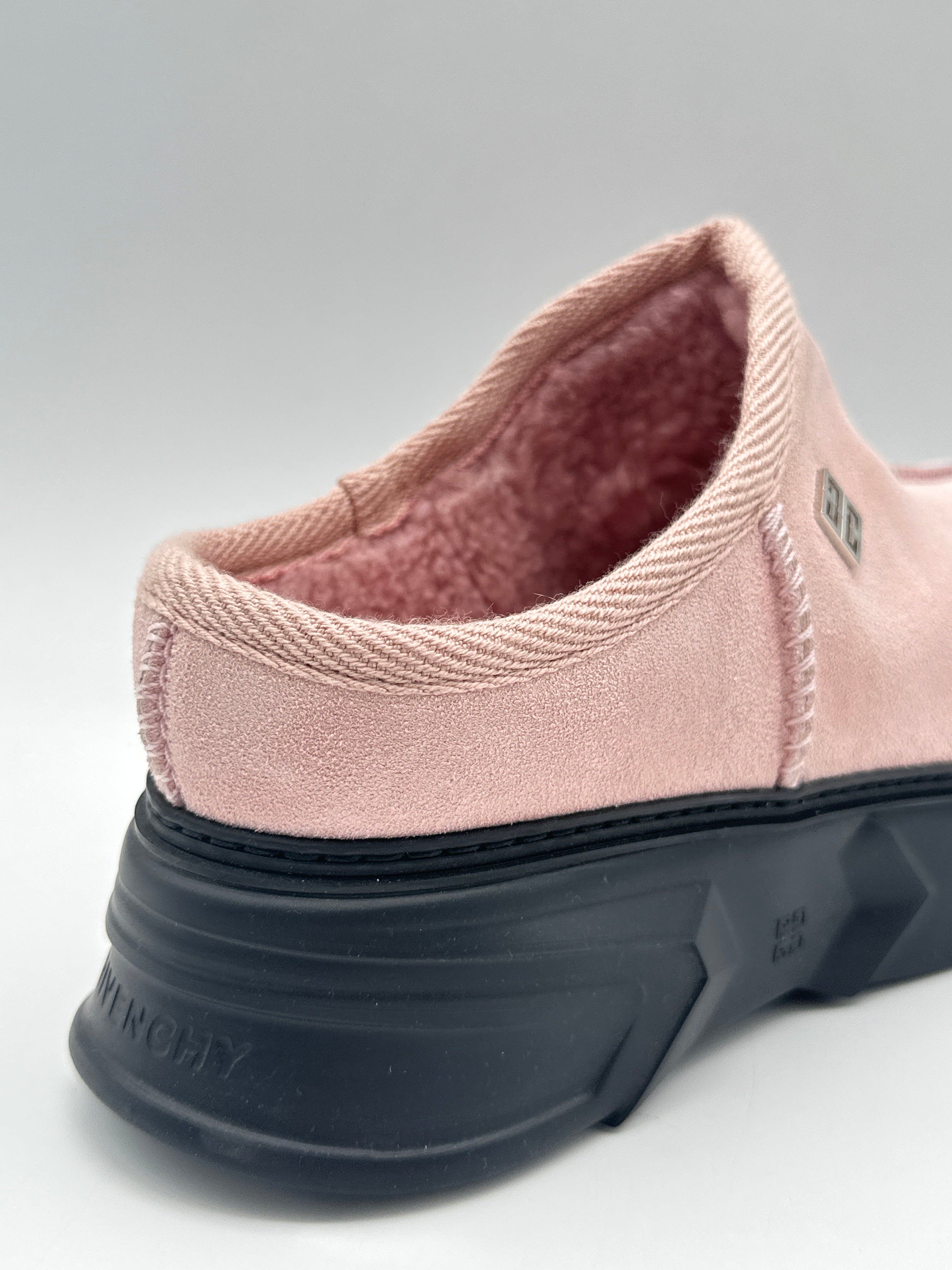 Suede Clogs With Fleece Lining