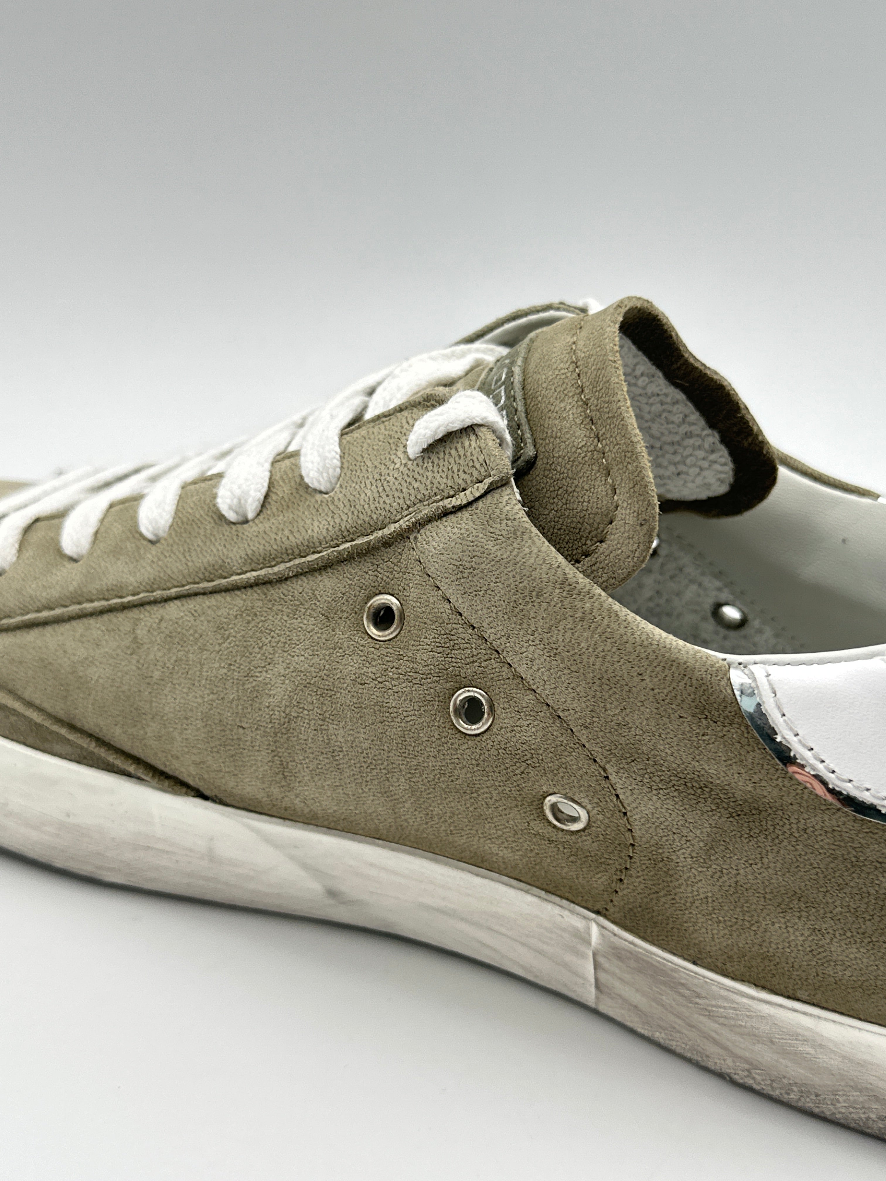 Prsx Low In Nabuk Lave Verde