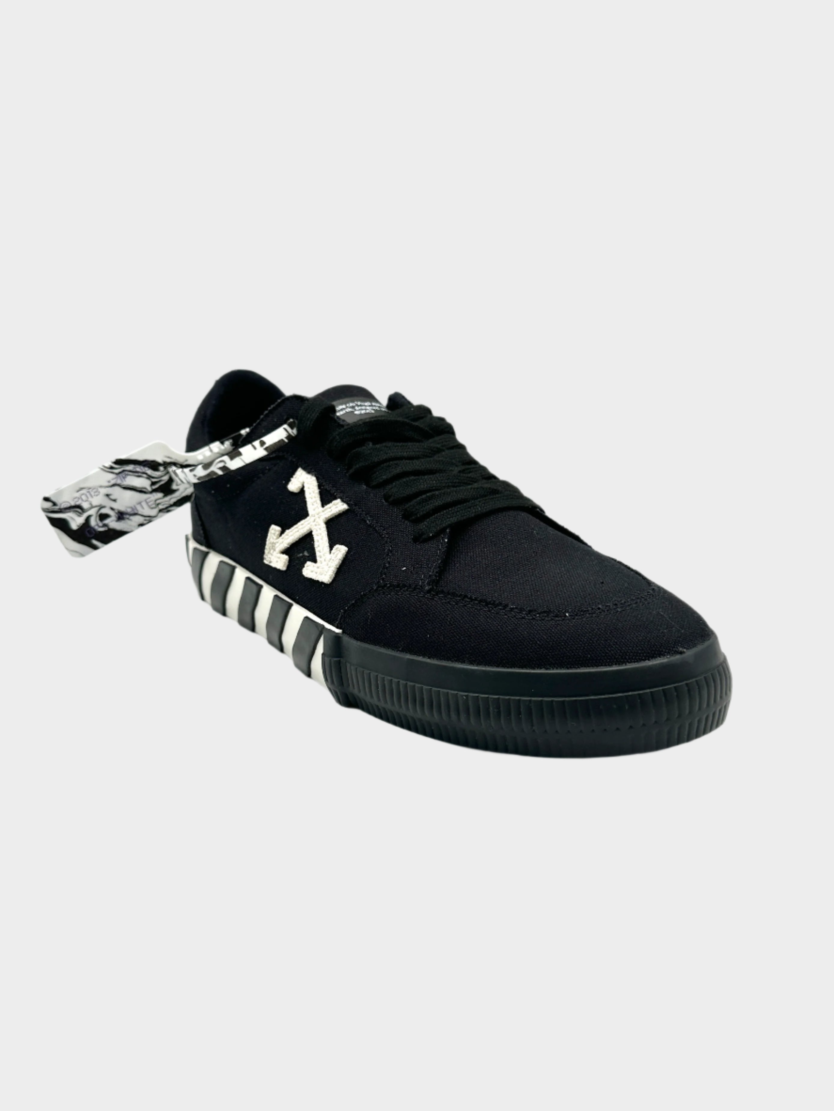 Vulcanized Sneakers Bassa