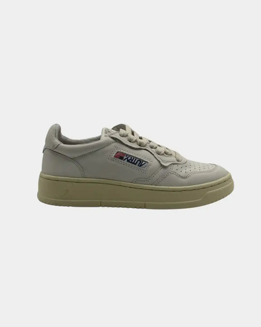 Sneakers Autry Medalist in pelle bianca vista laterale