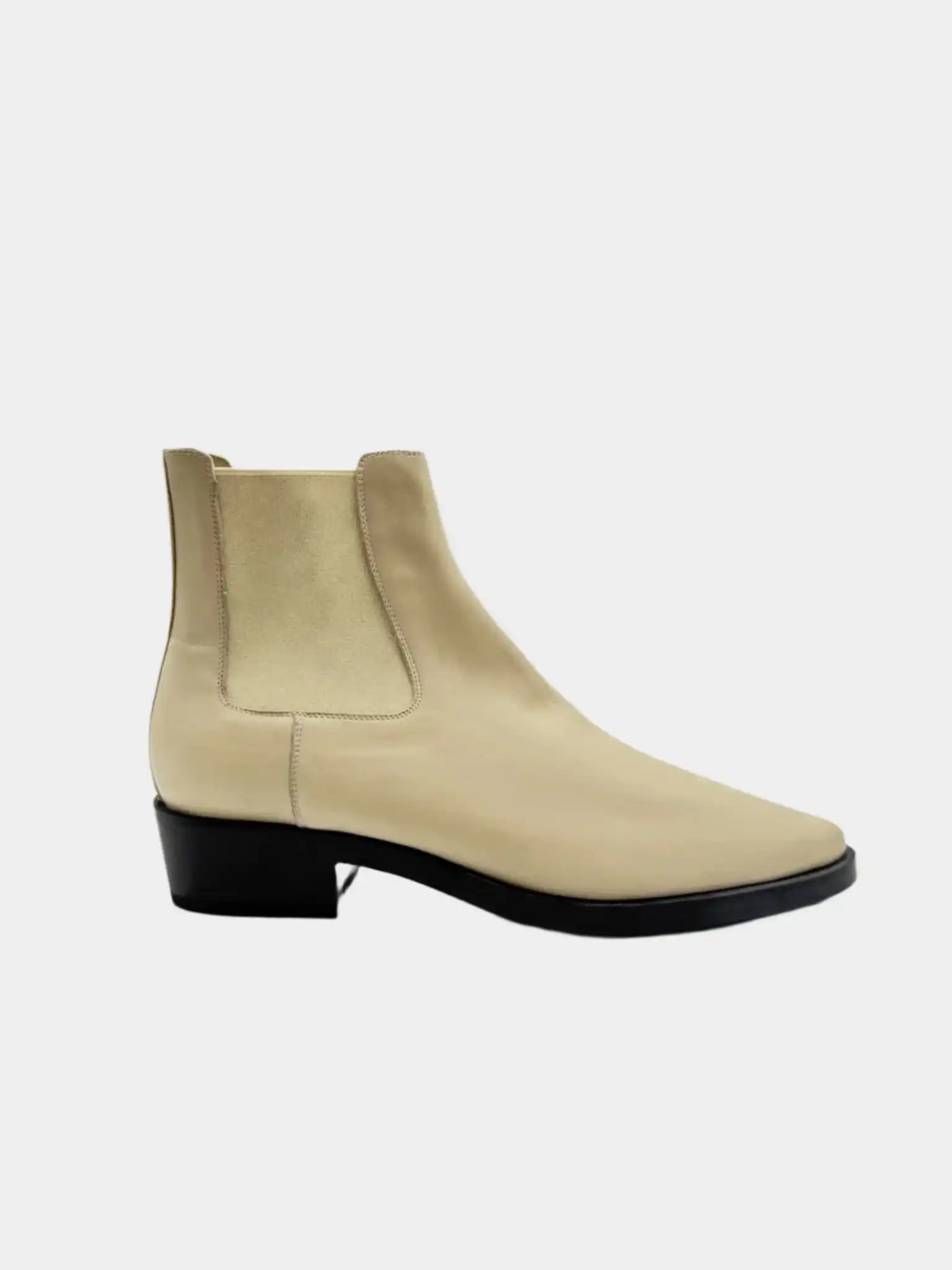 Vista laterale degli stivaletti Chelsea Fear of God color greige in pelle