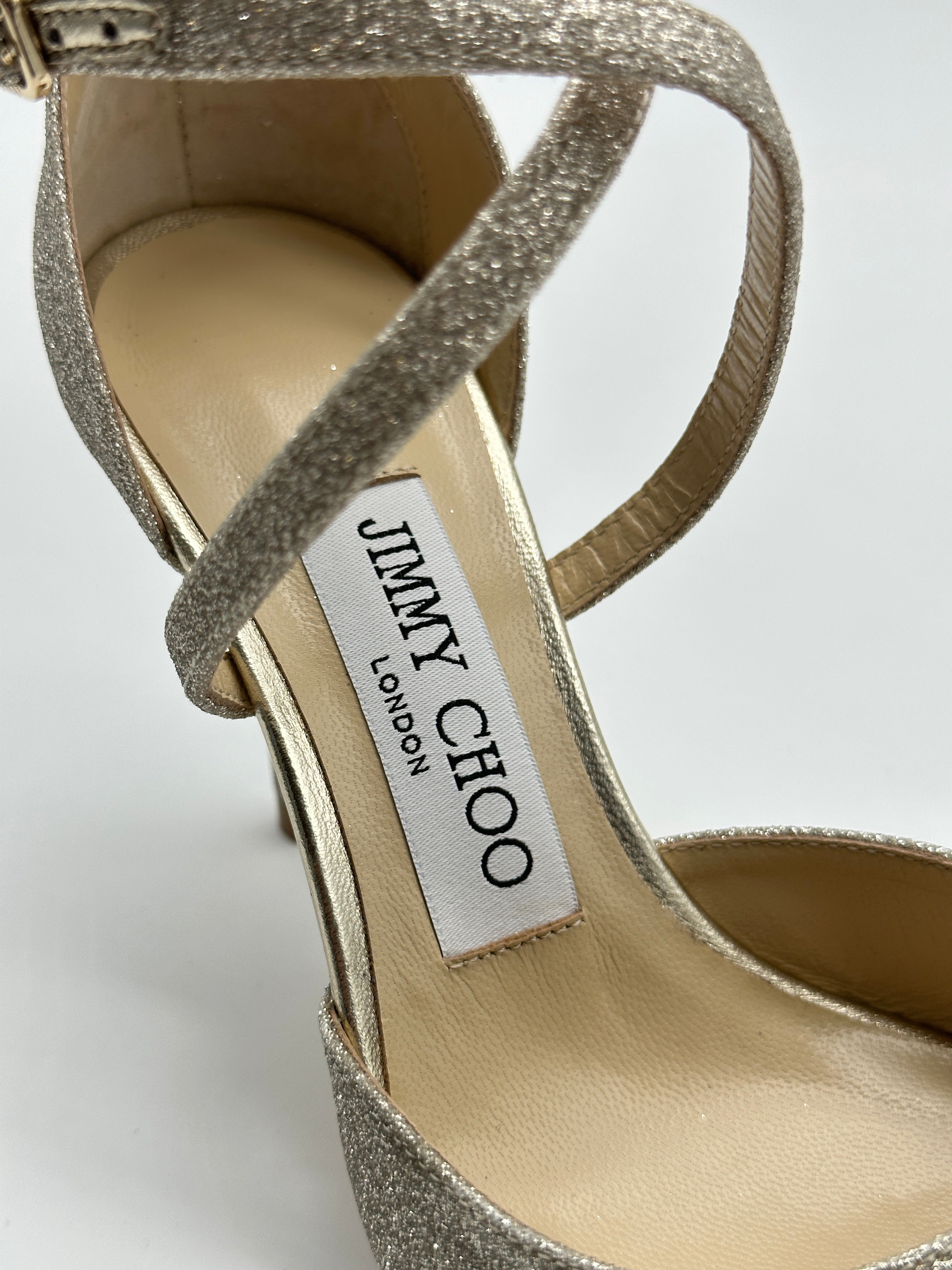 Glitters Sandals con punta aperta, lati scoperti, glitter all-over e tacco a stiletto da 10 cm.