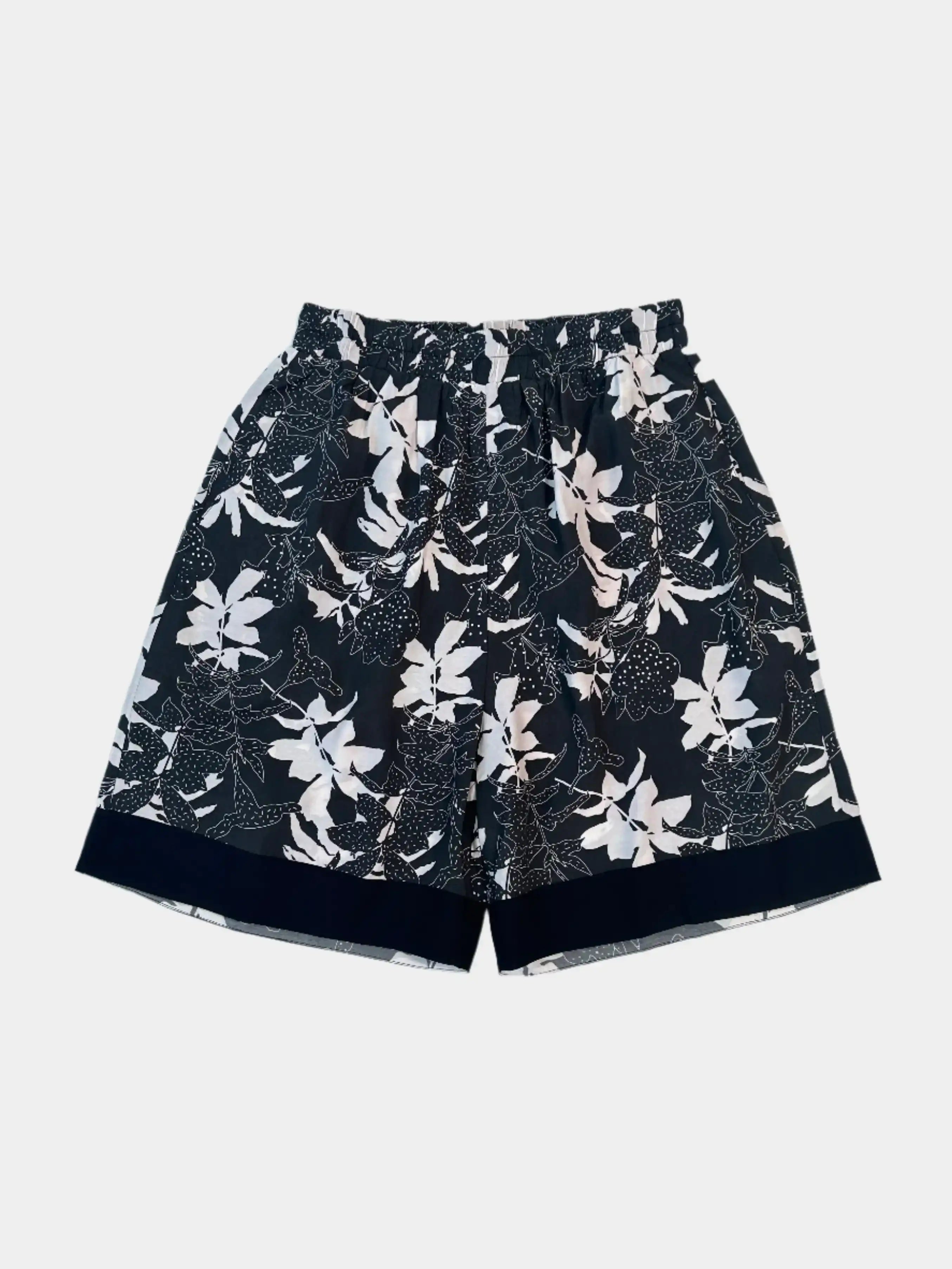 Pantaloni Corti Laneus Nero con Stampa Floreale e Fondo Nero | Qlhype