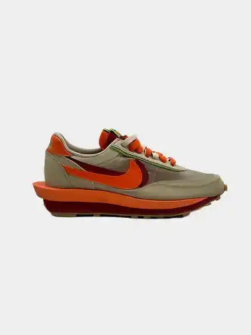 LDWaffle Orange Blaze, Sacai x CLOT sneakers, Nike Sacai CLOT, scarpe hype uomo donna, sneaker arancioni limited