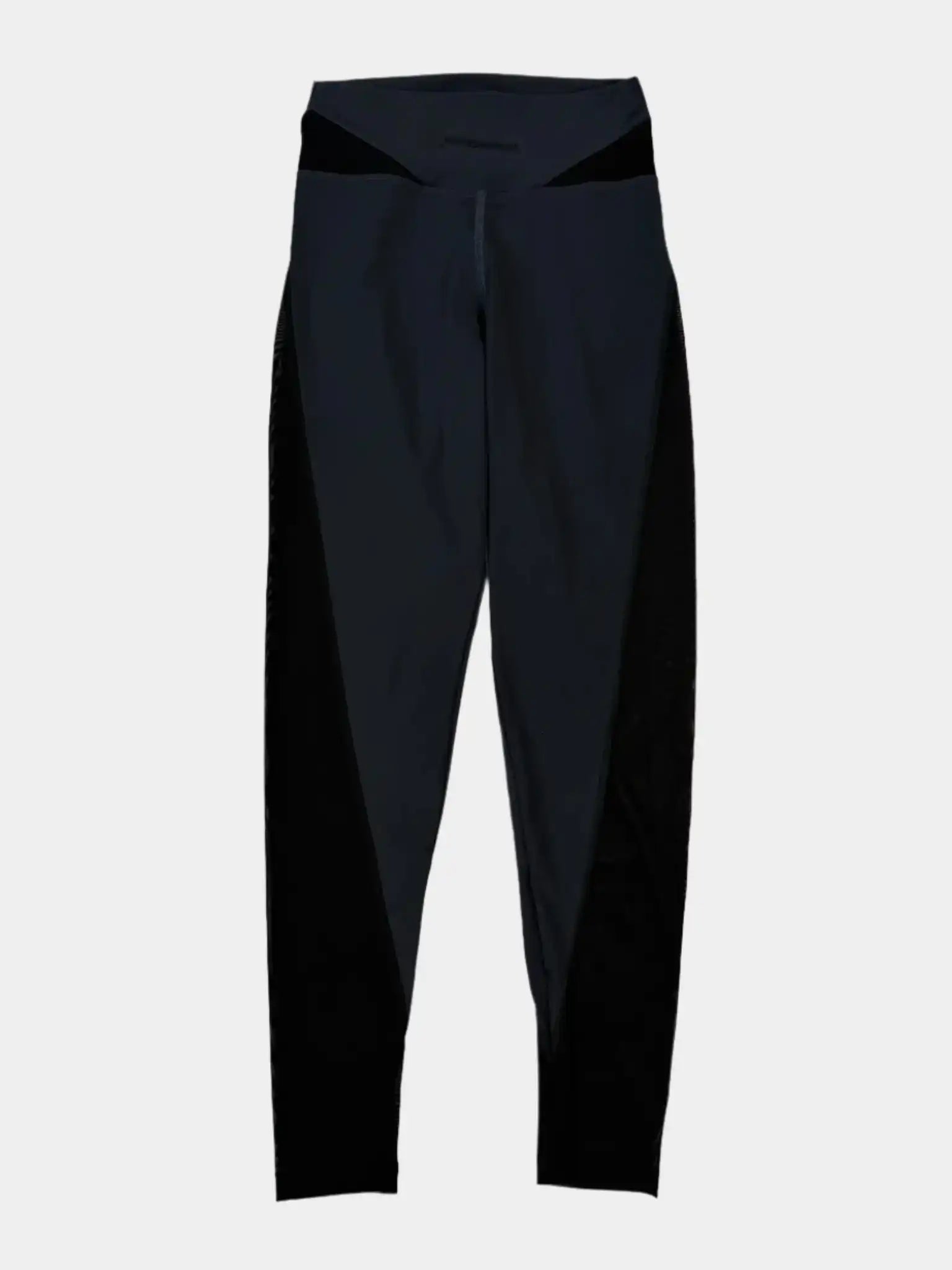 Leggings fitness neri con inserti in tulle e stampa visti dal davanti