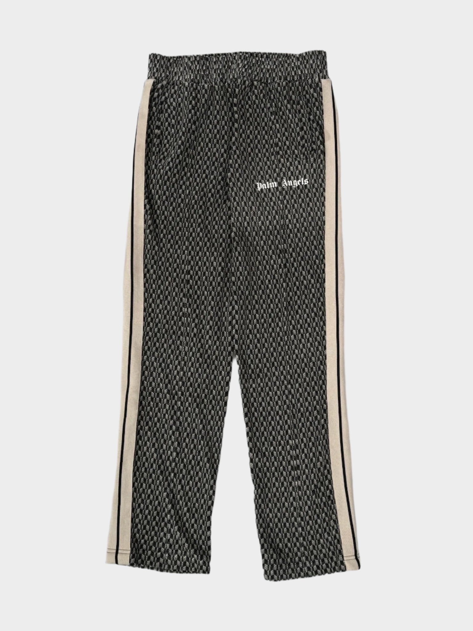 Vista frontale dei pantaloni Palm Angels a fantasia geometrica con logo e bande beige