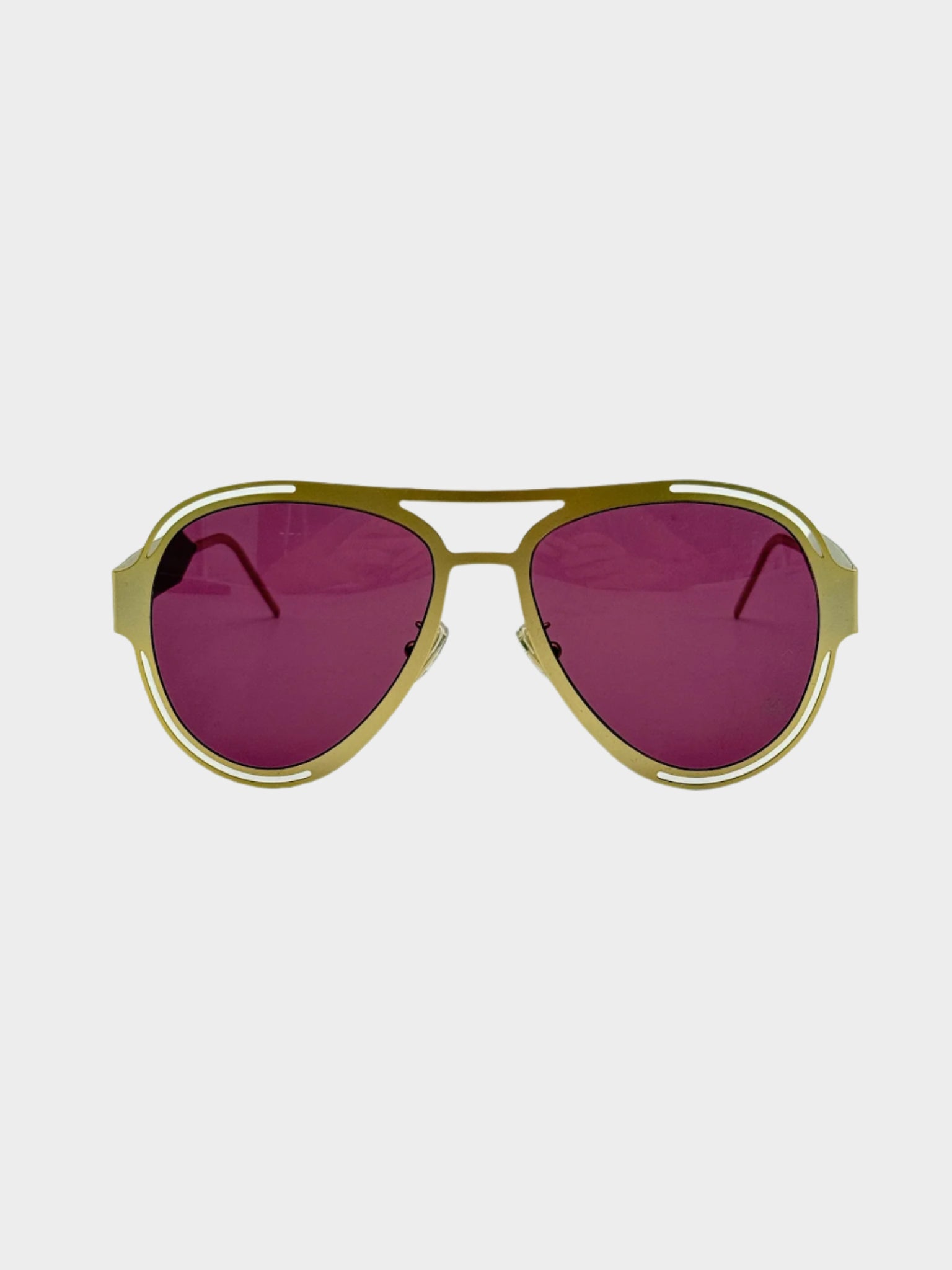 Vista frontale degli occhiali aviator Philipp Plein oro con lenti viola