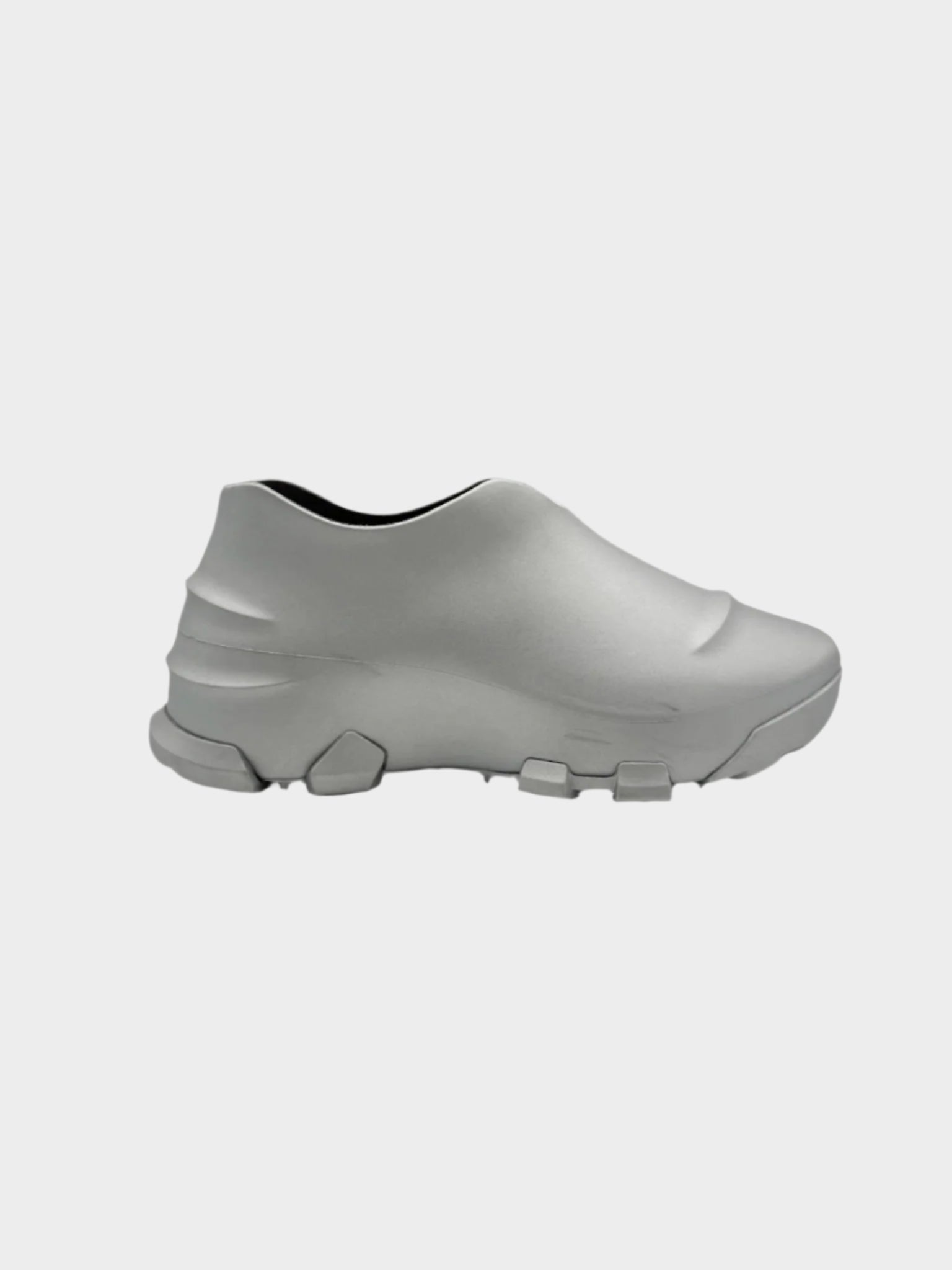 Scarpa Givenchy argento in gomma vista laterale