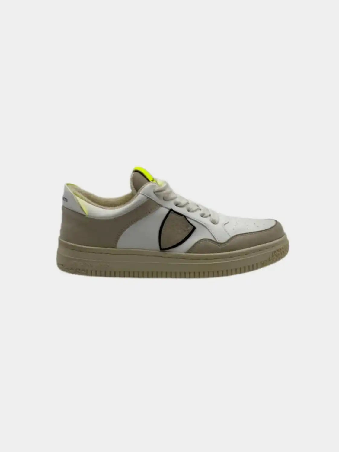 sneakers Philippe Model LYLD CX06, sneakers Lyon Mixage, scarpe Philippe Model bianche, sneakers giallo fluo, moda sostenibile, Qlhype