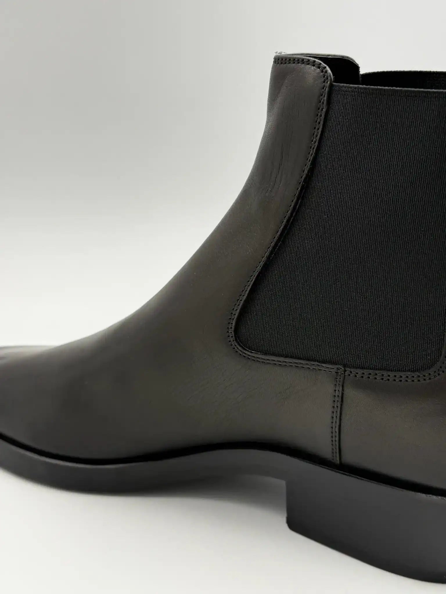 Stivaletti Chelsea Nero In Pelle