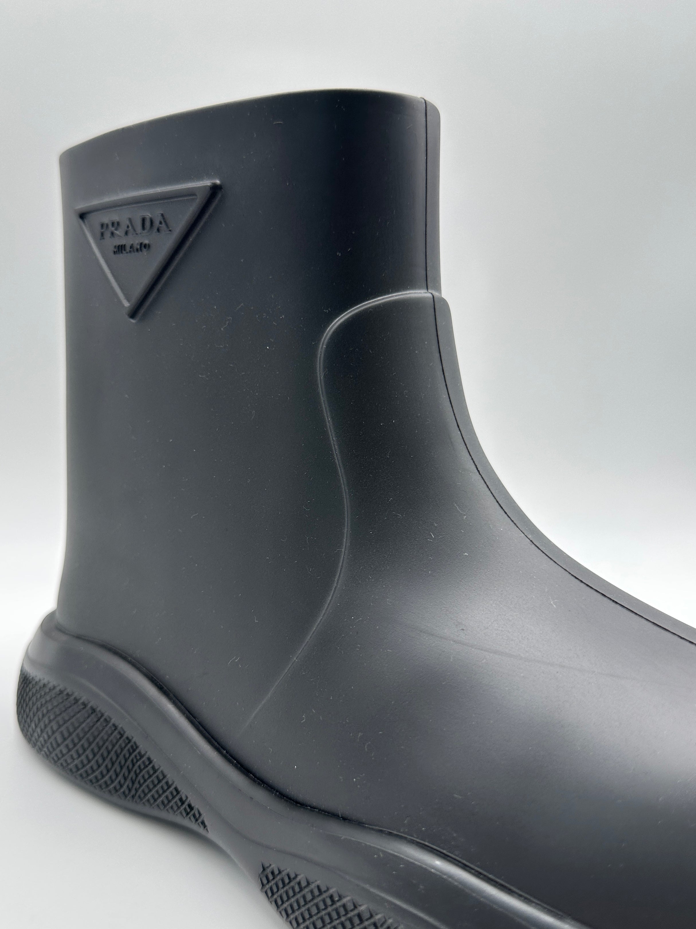 Black Rubber Boots