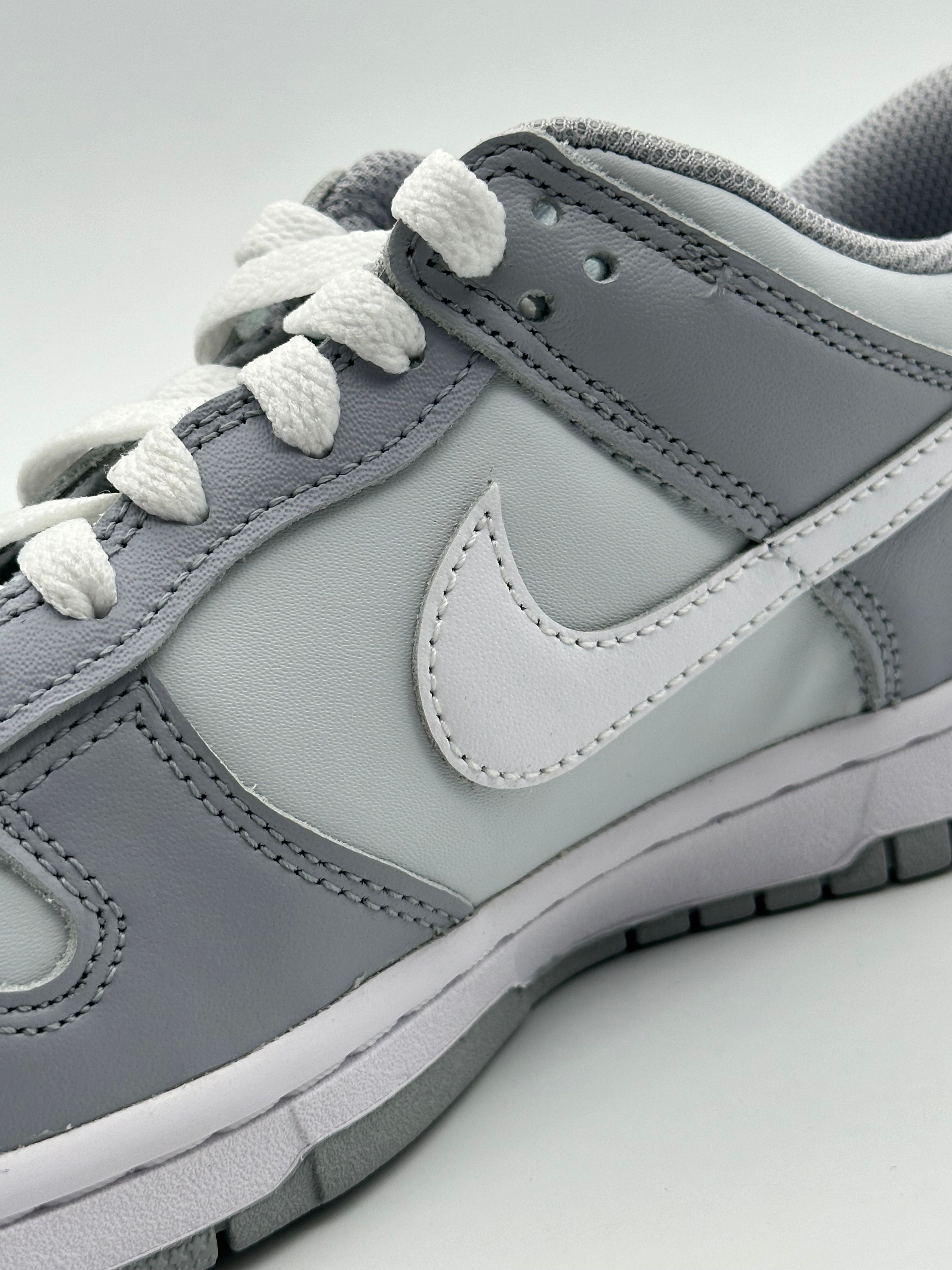 Dunk Low Pure Platinum