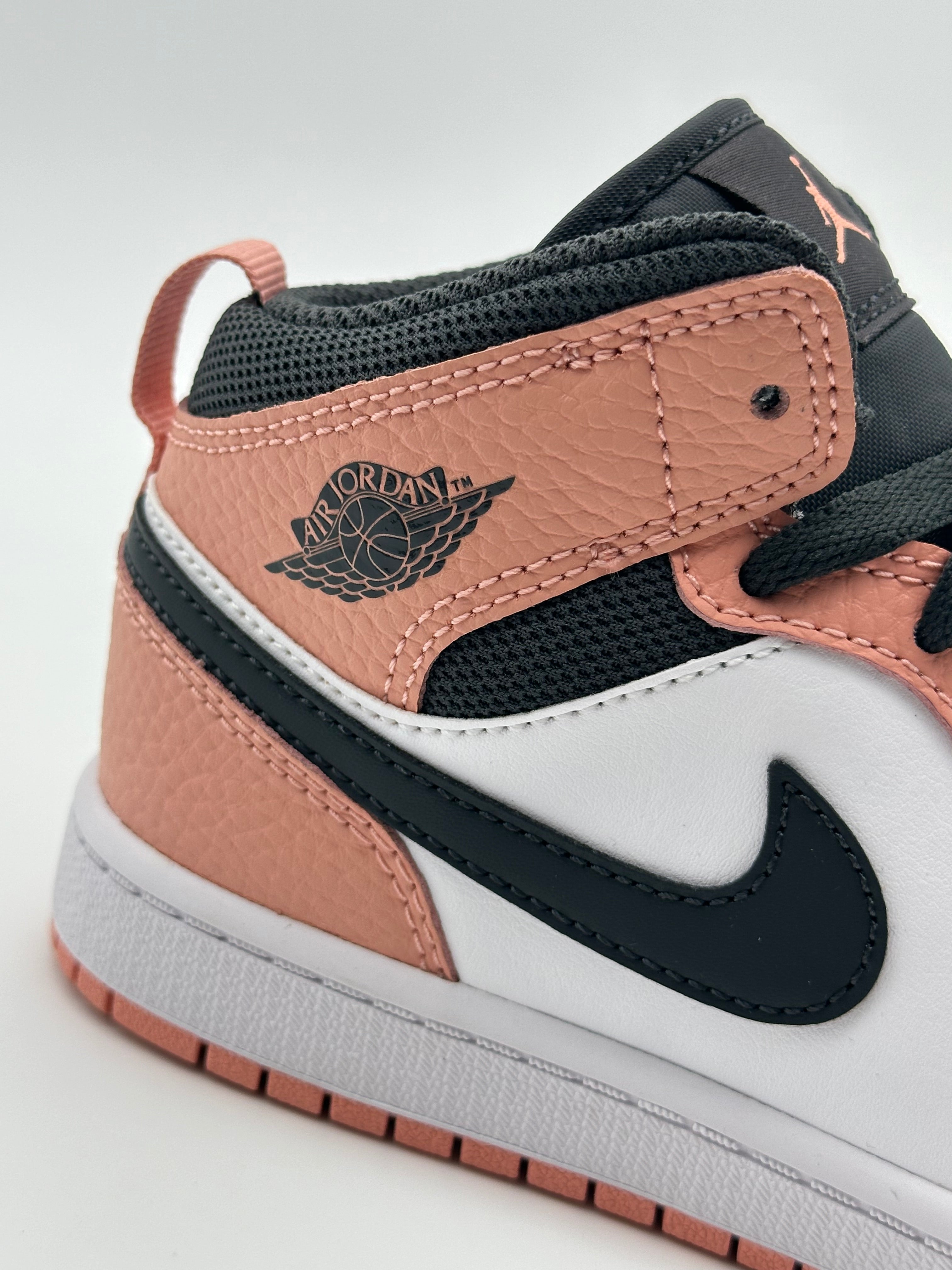 Jordan 1 Mid Pink Quartz