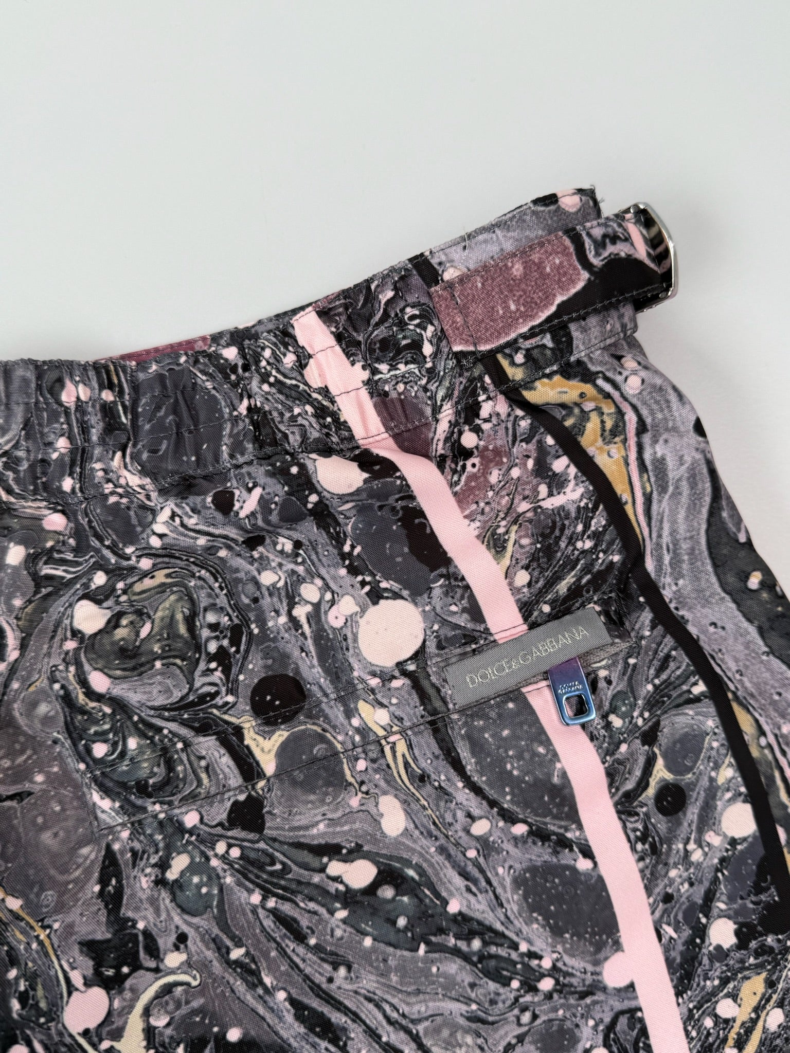 Costume with abstract fantasy and pink profiles