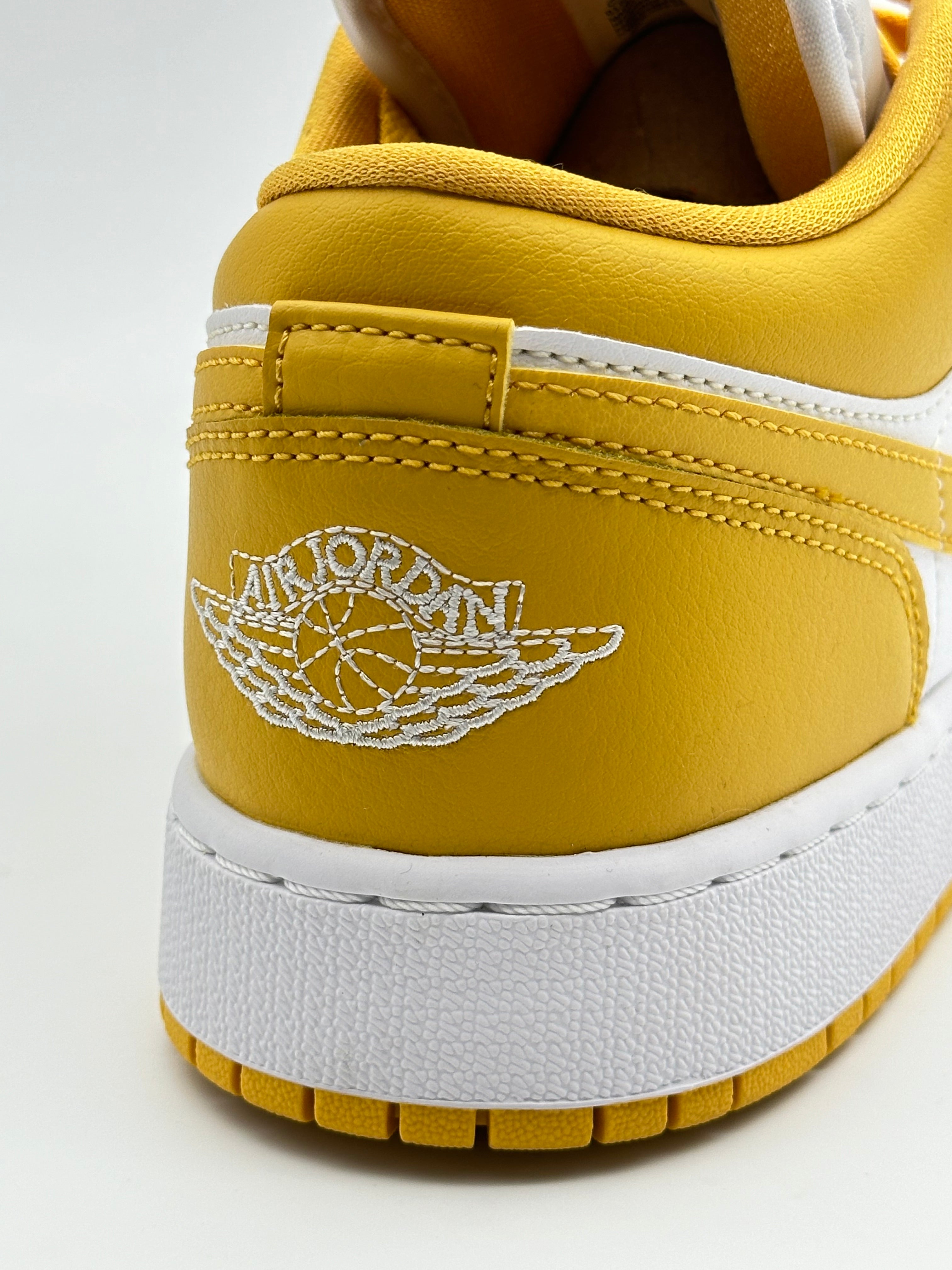 Jordan 1 Low Pollen (GS)