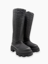 Stivali Neri Imbottiti Con Suola Chunky -  | dBlank