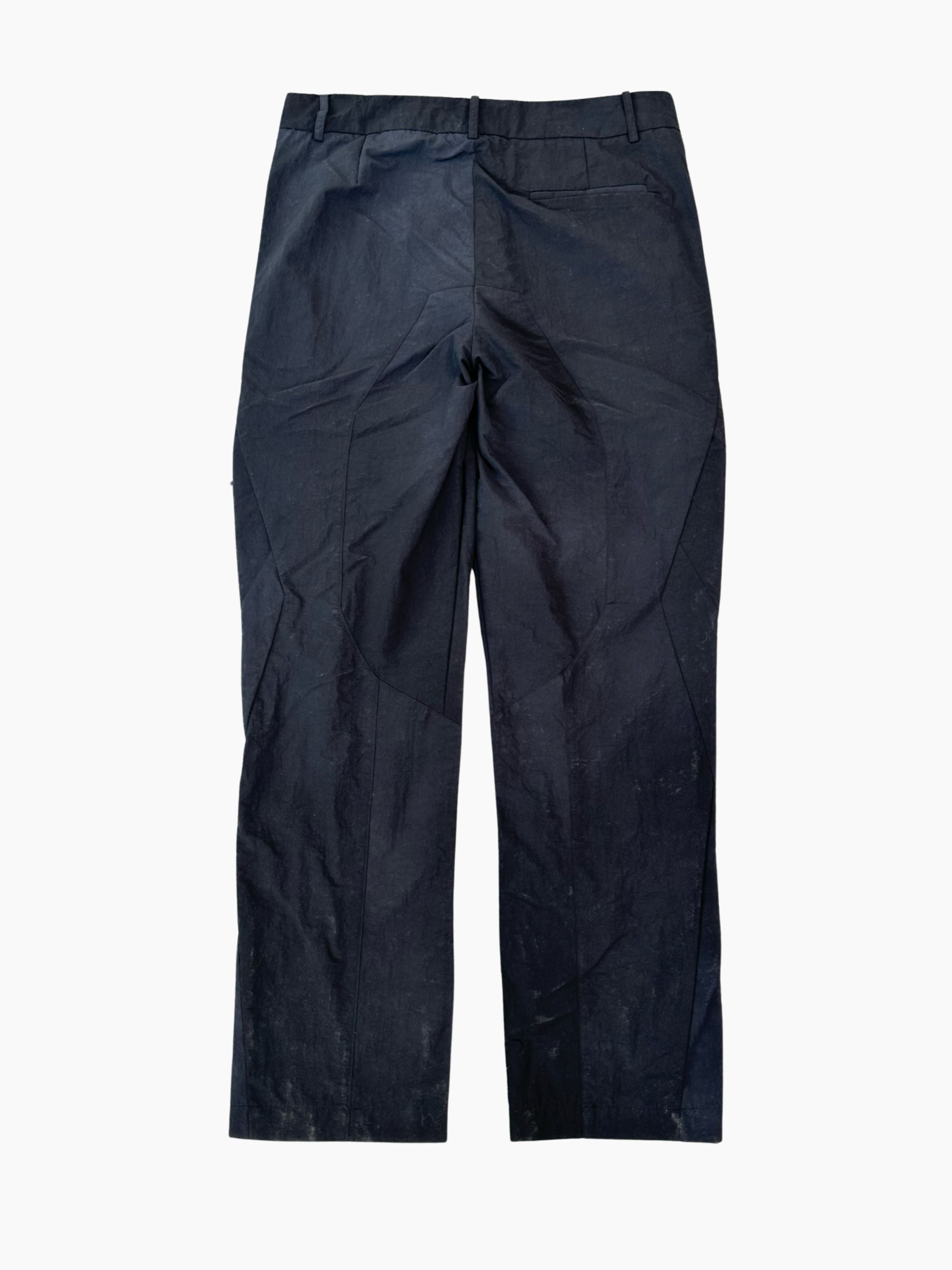 Pantalone Con Cuciture Geometriche