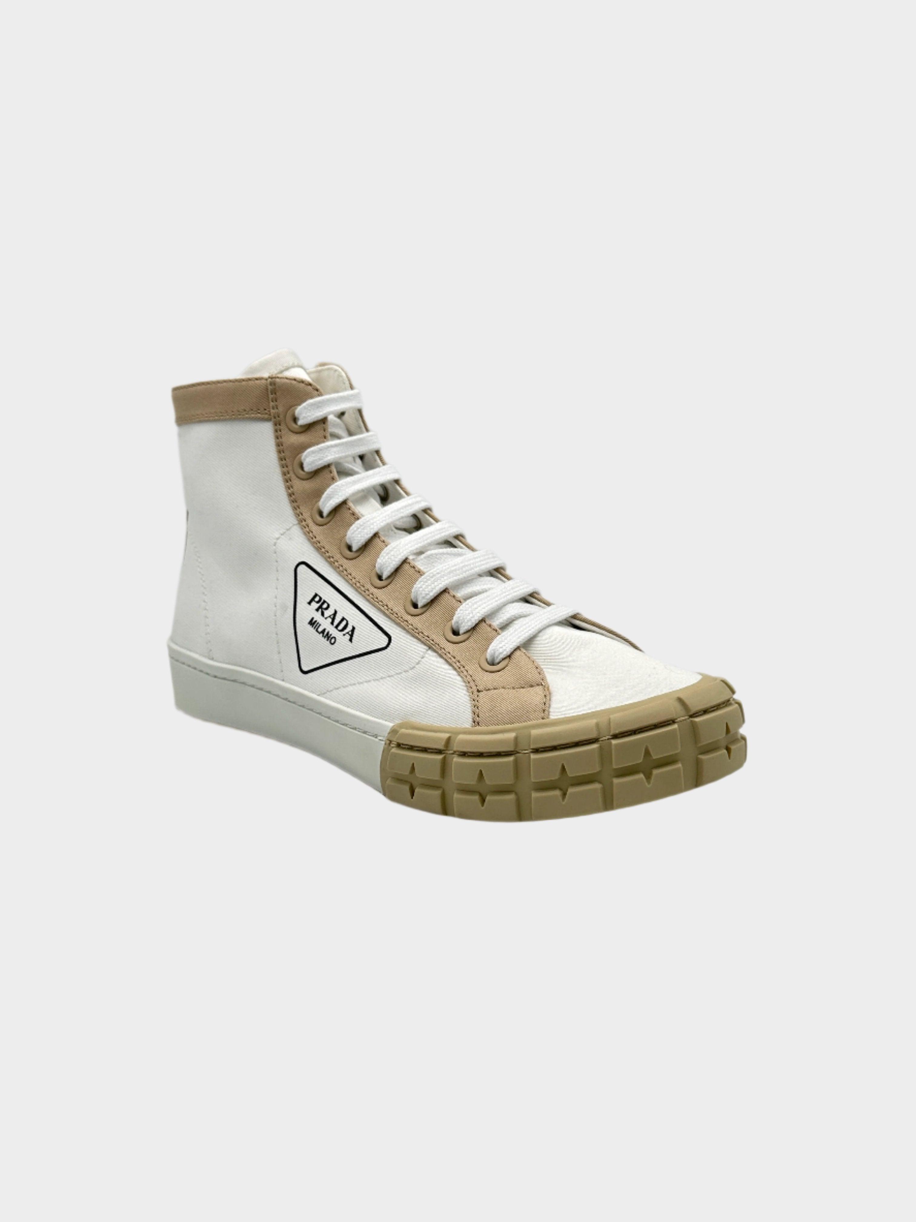 Gabardine Wheel Sneaker