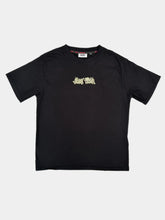 Graffiti T-Shirt -  | dBlank