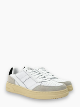  -  | Qlhype