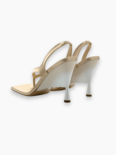 Sandali Beige Con Tacco Scultoreo -  | dBlank