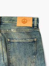Jeans with a worn effect -  | dBlank