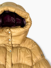 Piumino Beige Lucido Interno Bordeaux - Beige | dBlank