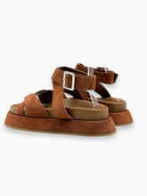 Sandalo In Pelle Scamosciata Marrone Con Zeppa -  | dBlank