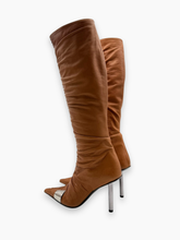 Stivali Alti In Pelle Marrone Con Punta Metallica -  | dBlank