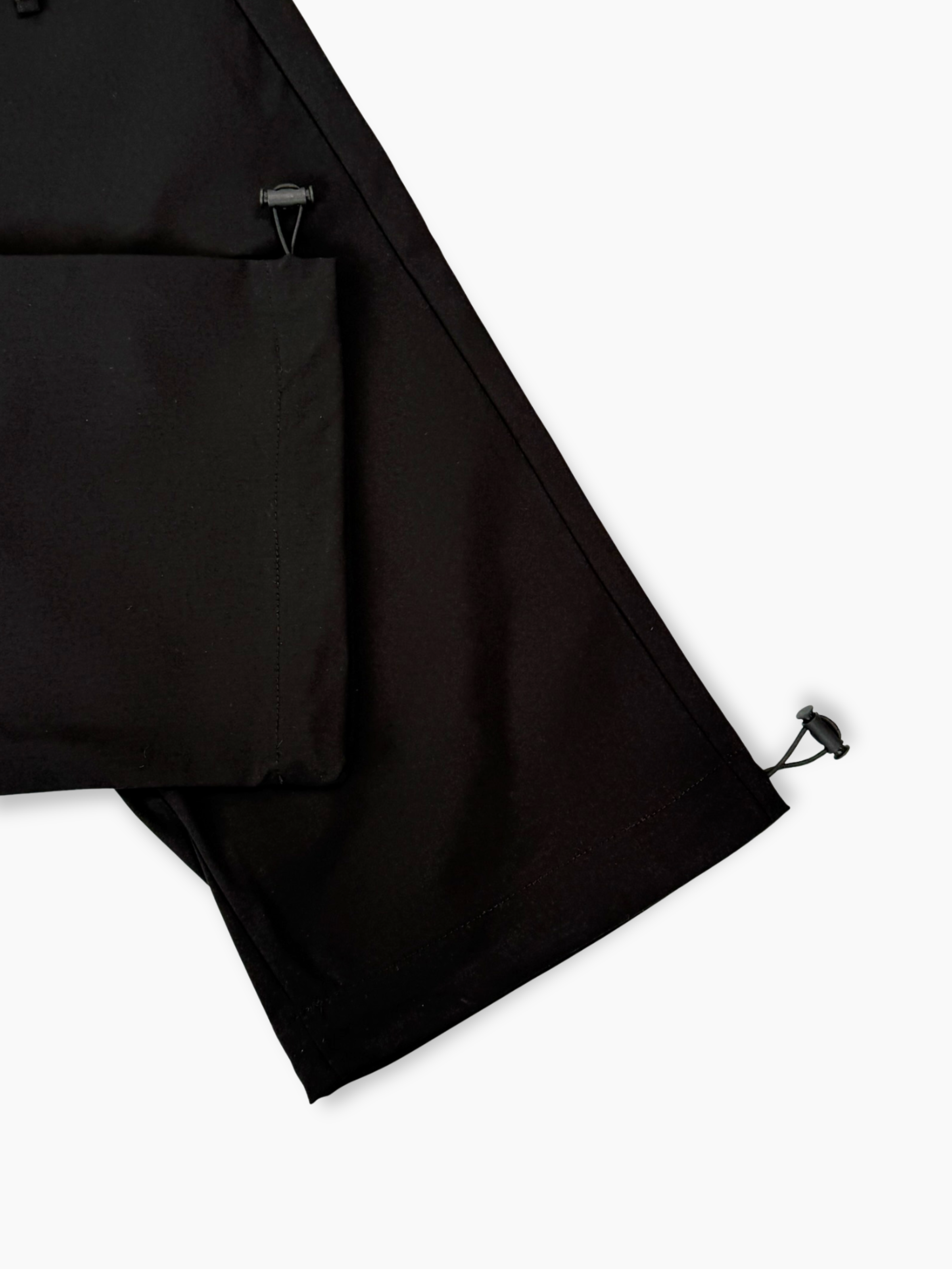 Pantalone Nero In Nylon Con Elastico