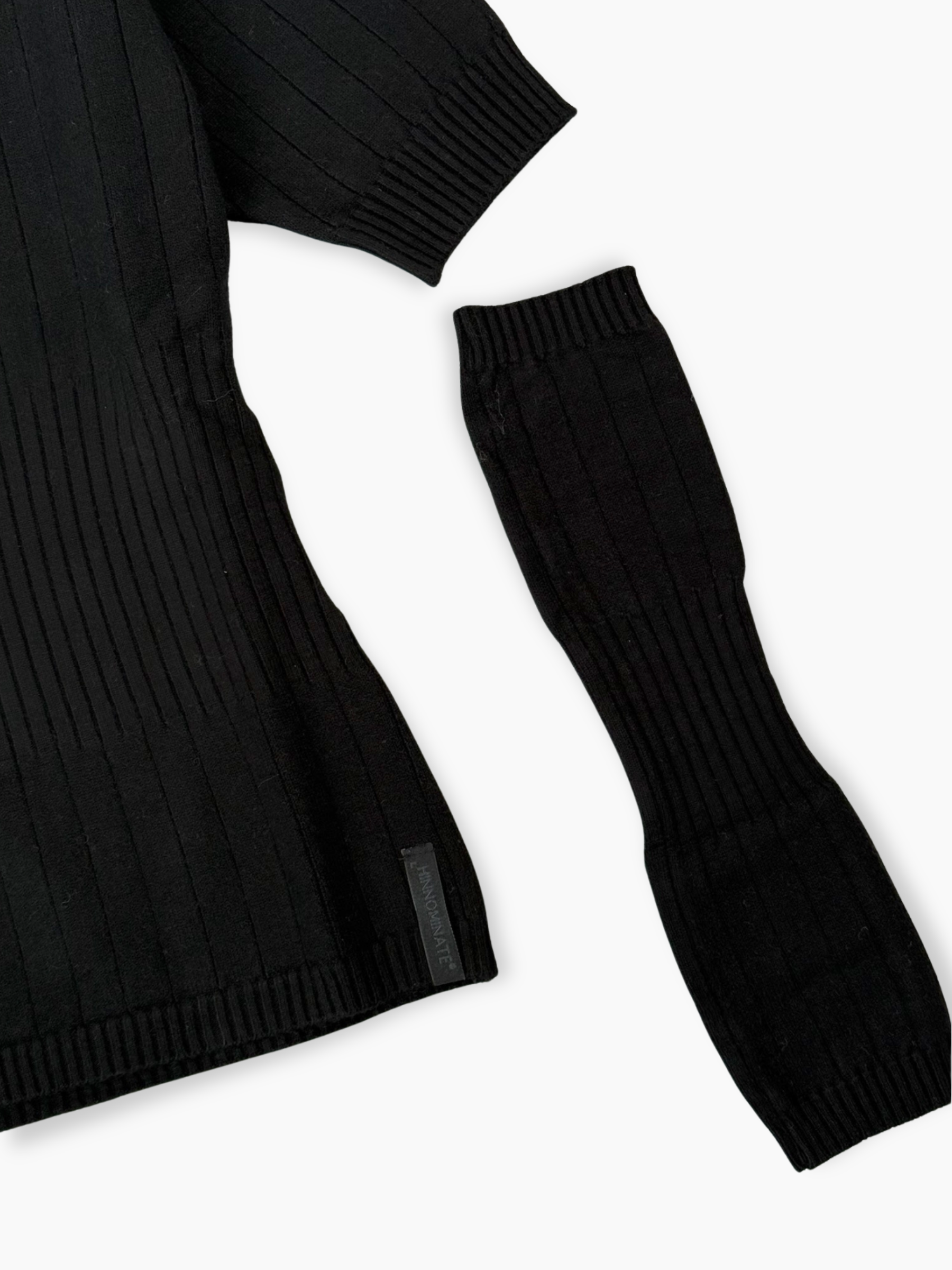 Maglia Nera In Costina Con Manicotti Rimovibili
