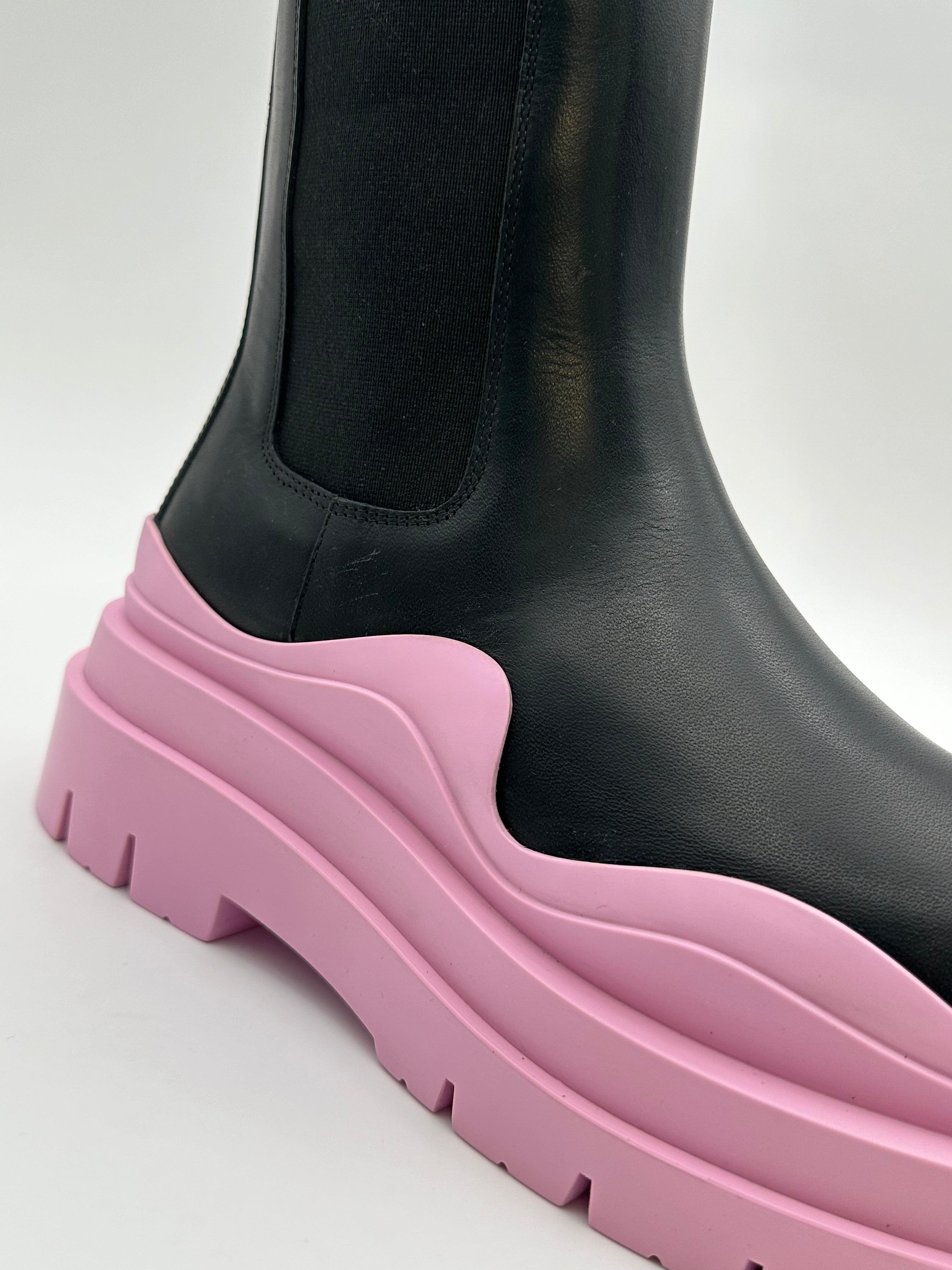 Tire Chelsea Boots