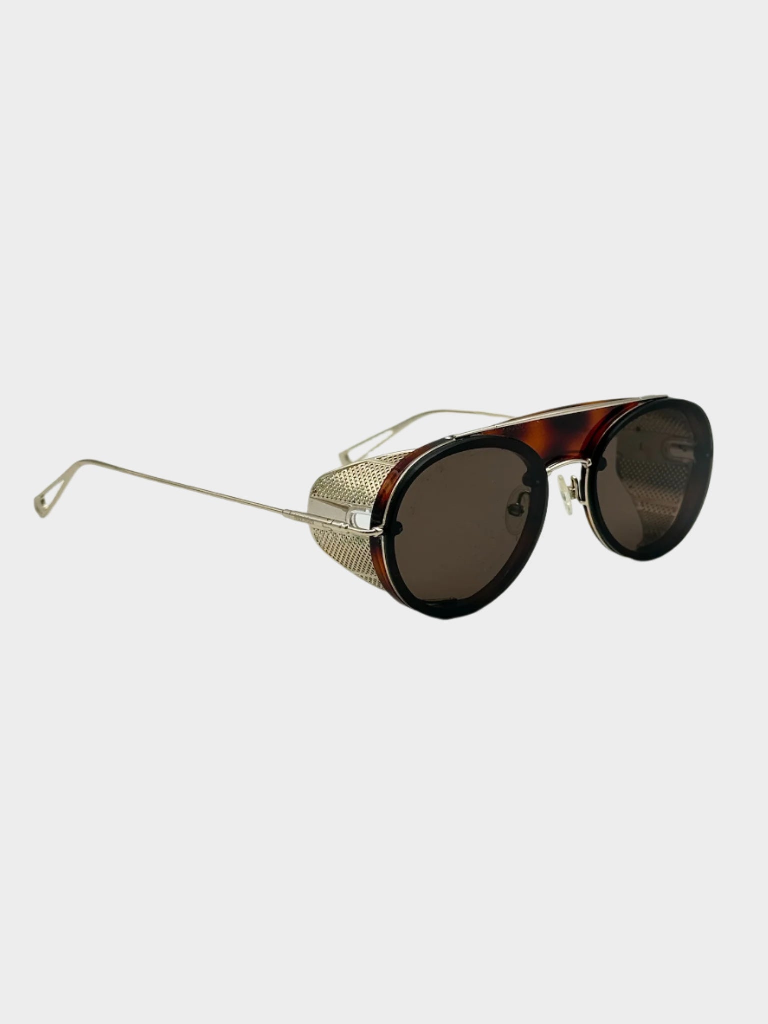Brown Glasses With Tortoiseshell Frame And Metal Detail