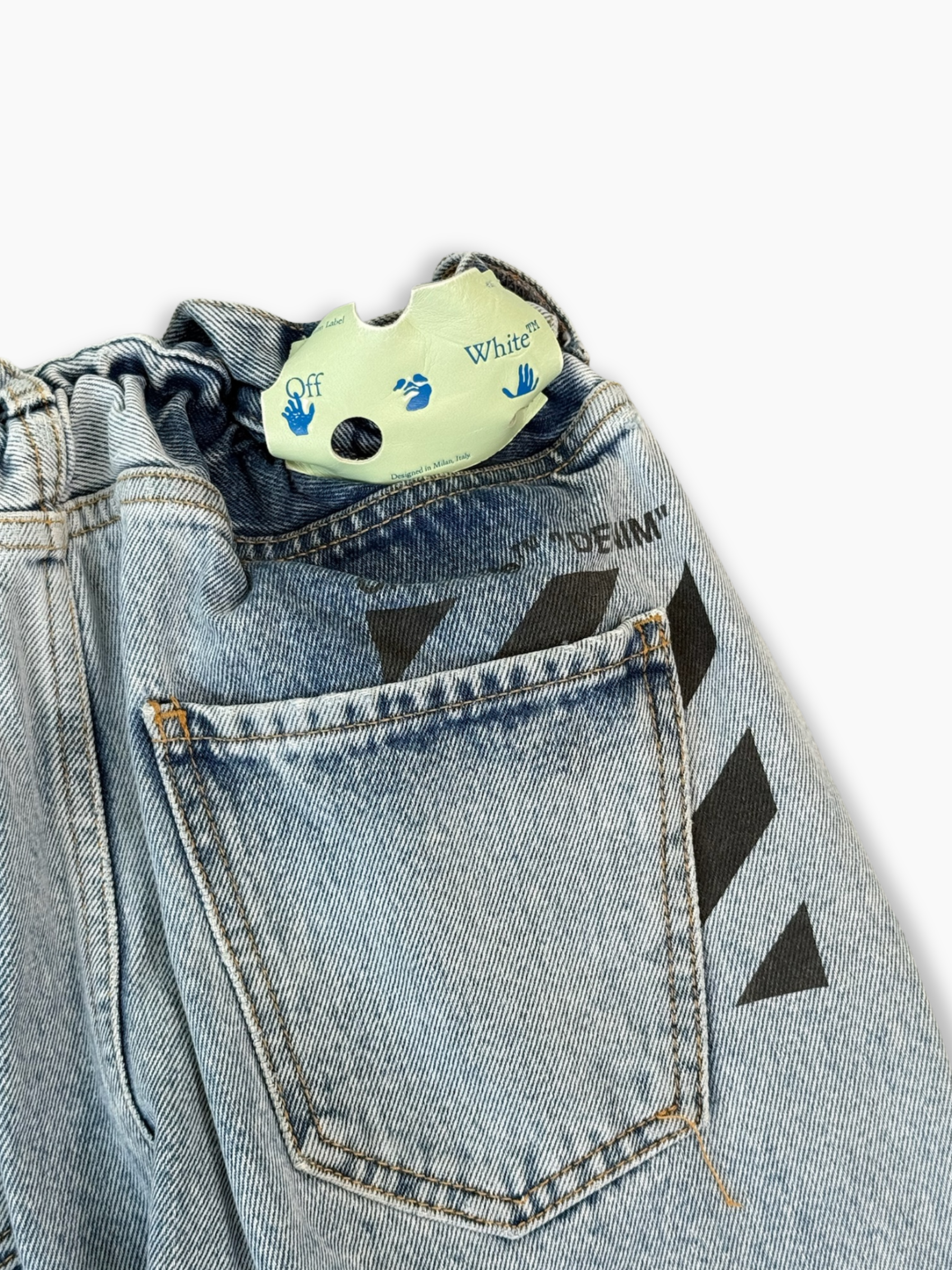 Jeans Azzurri Con Vita Arricciata