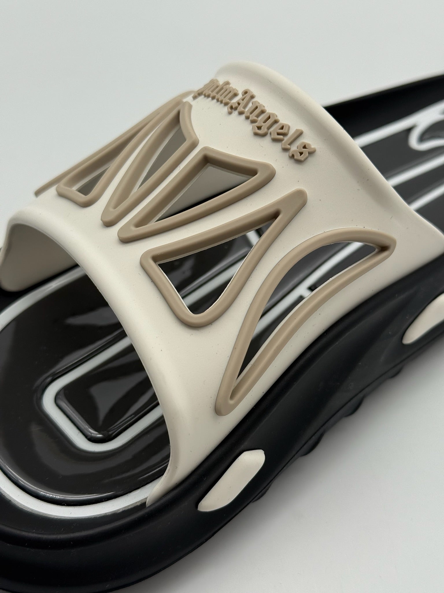 Modular Slide Black White Slipper