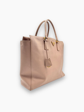 Borsa Saffiano Lux Double Handle Shopping Tote - Beige | dBlank