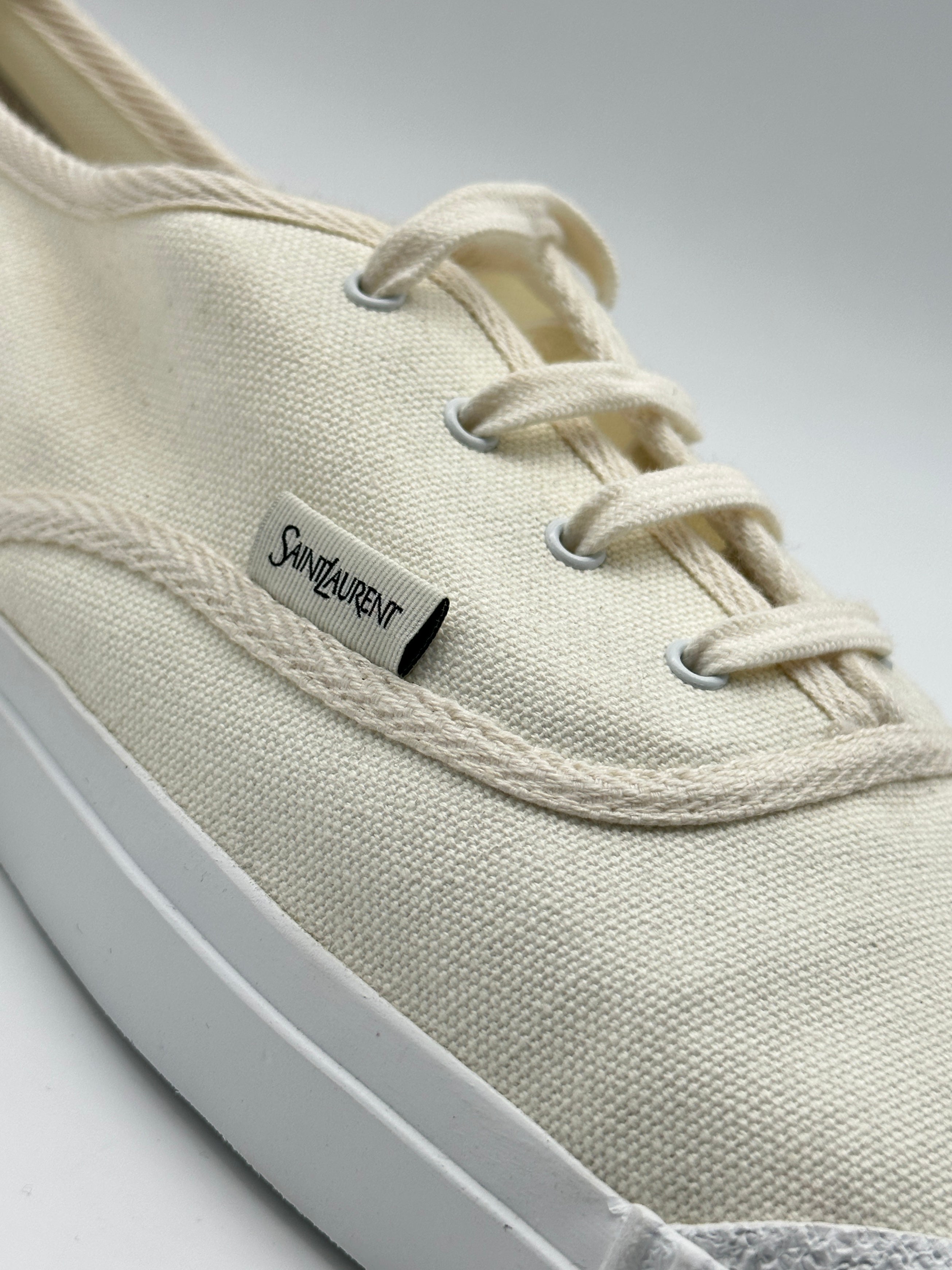 Olona Canvas Sneakers