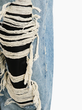 Jeans Azzurri Destroyed Con Strappi E Fondo Sfrangiato -  | Qlhype