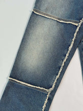 Stonewash Jeans With Frayed Seams -  | dBlank