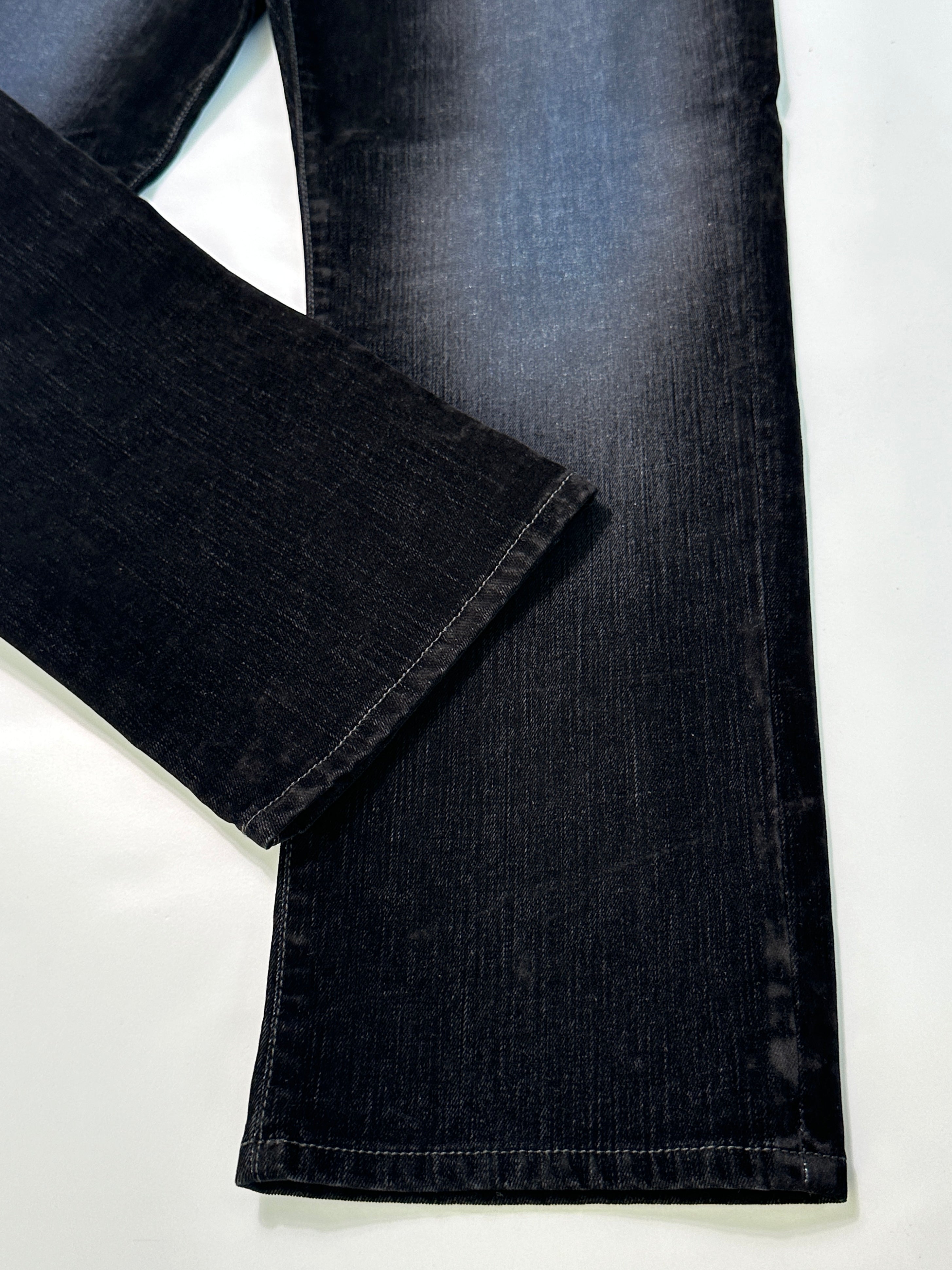 Jeans With Velvet Details