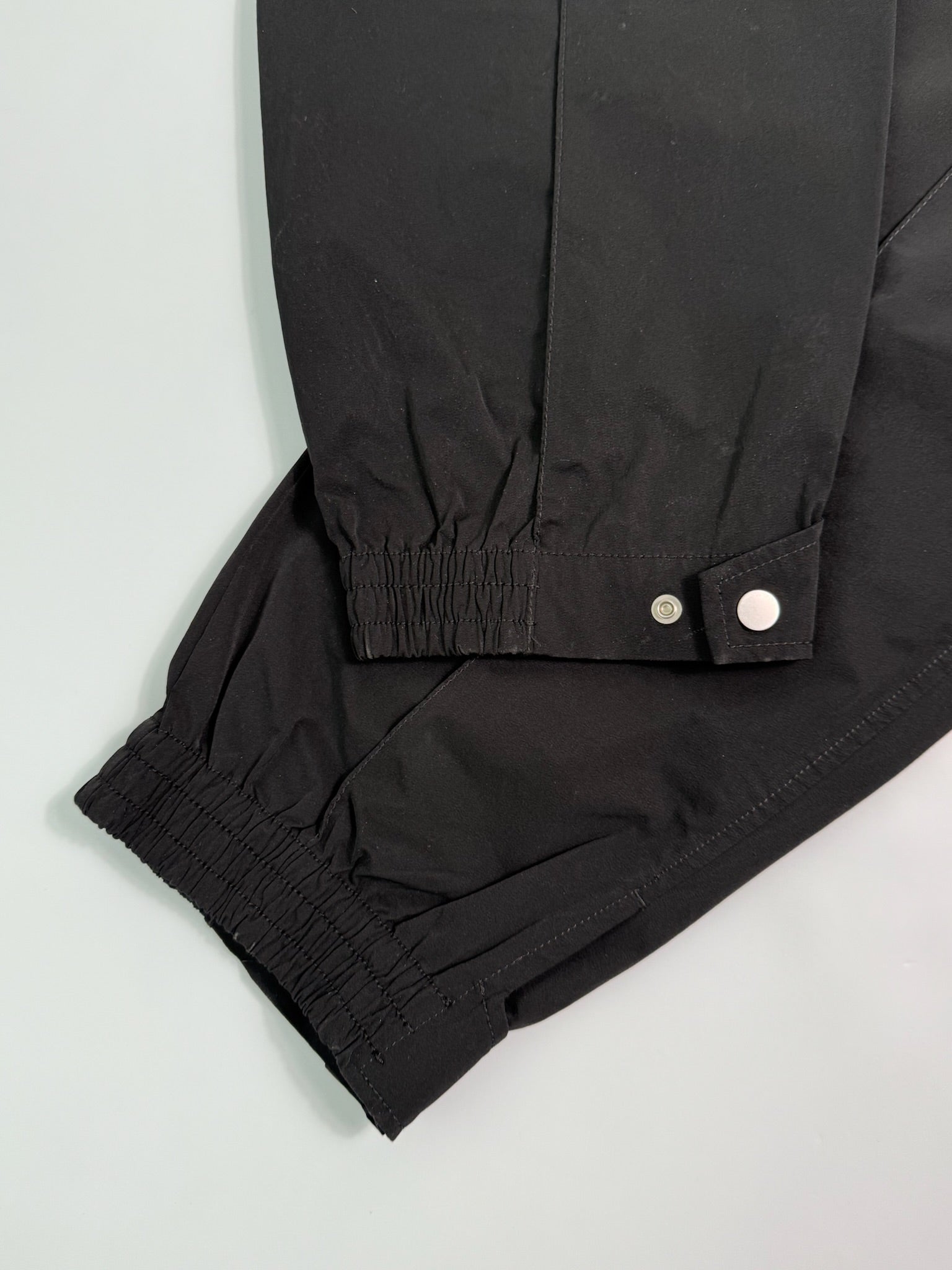 Pantaloni Neri Con Polsini Elasticizzati