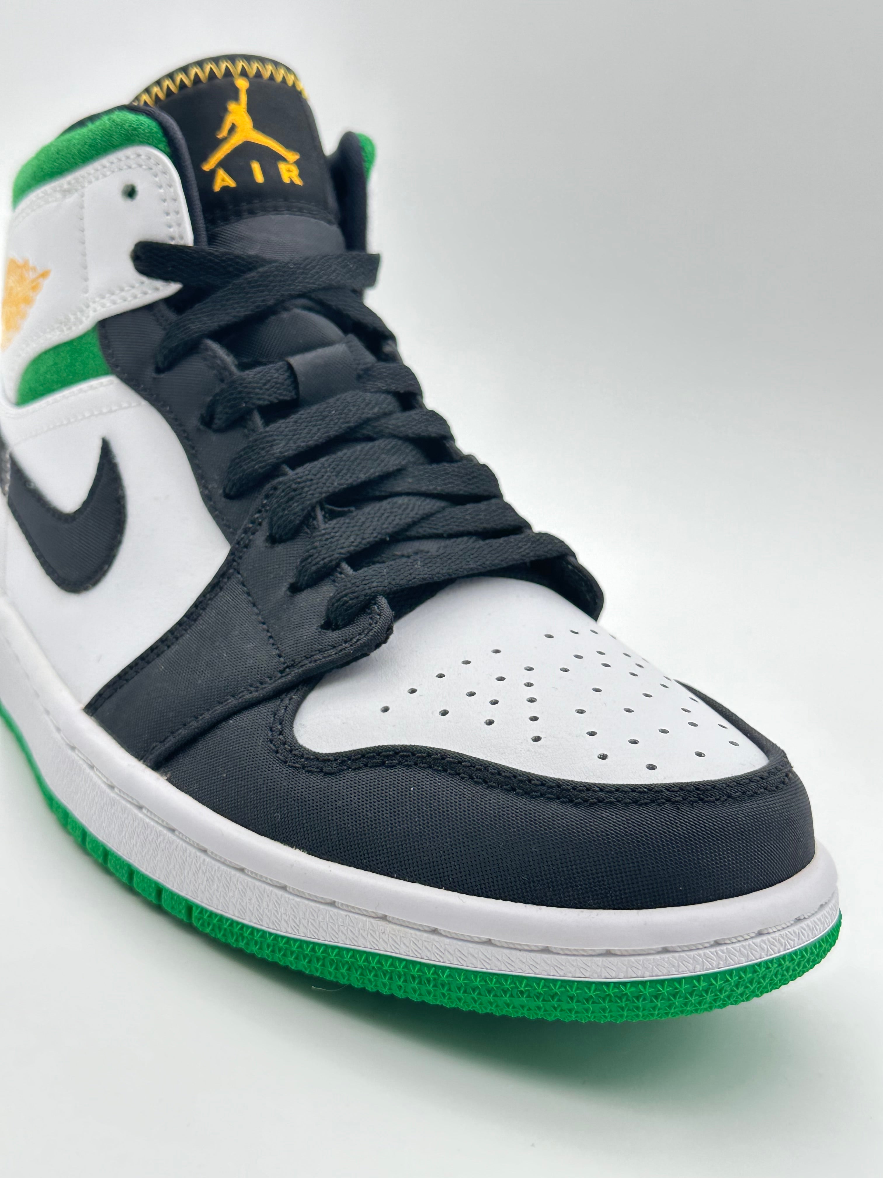 Jordan 1 Mid Oakland