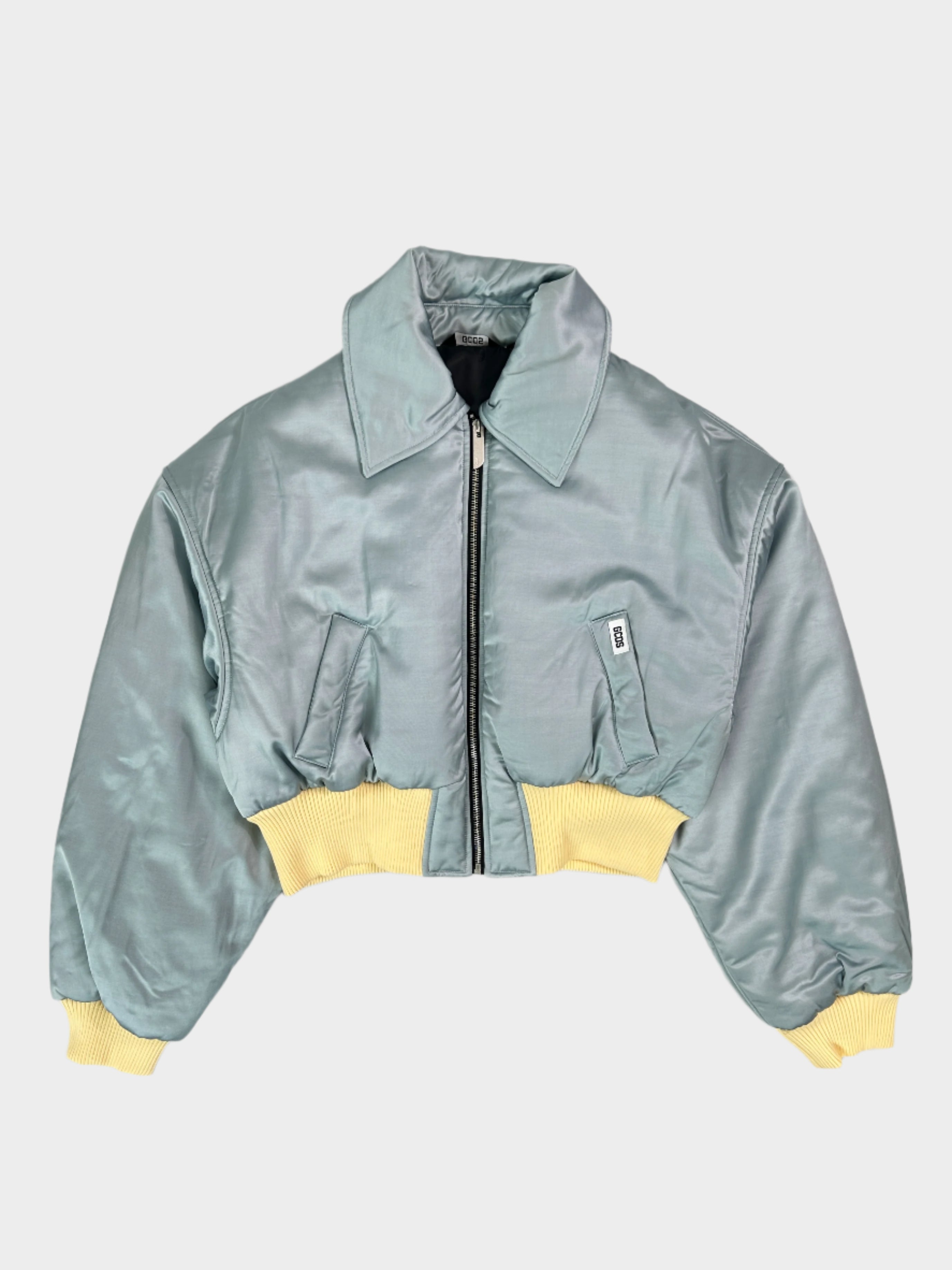 GCDS, bomber satin, cropped jacket, giacca raso, streetwear, moda, bomber donna