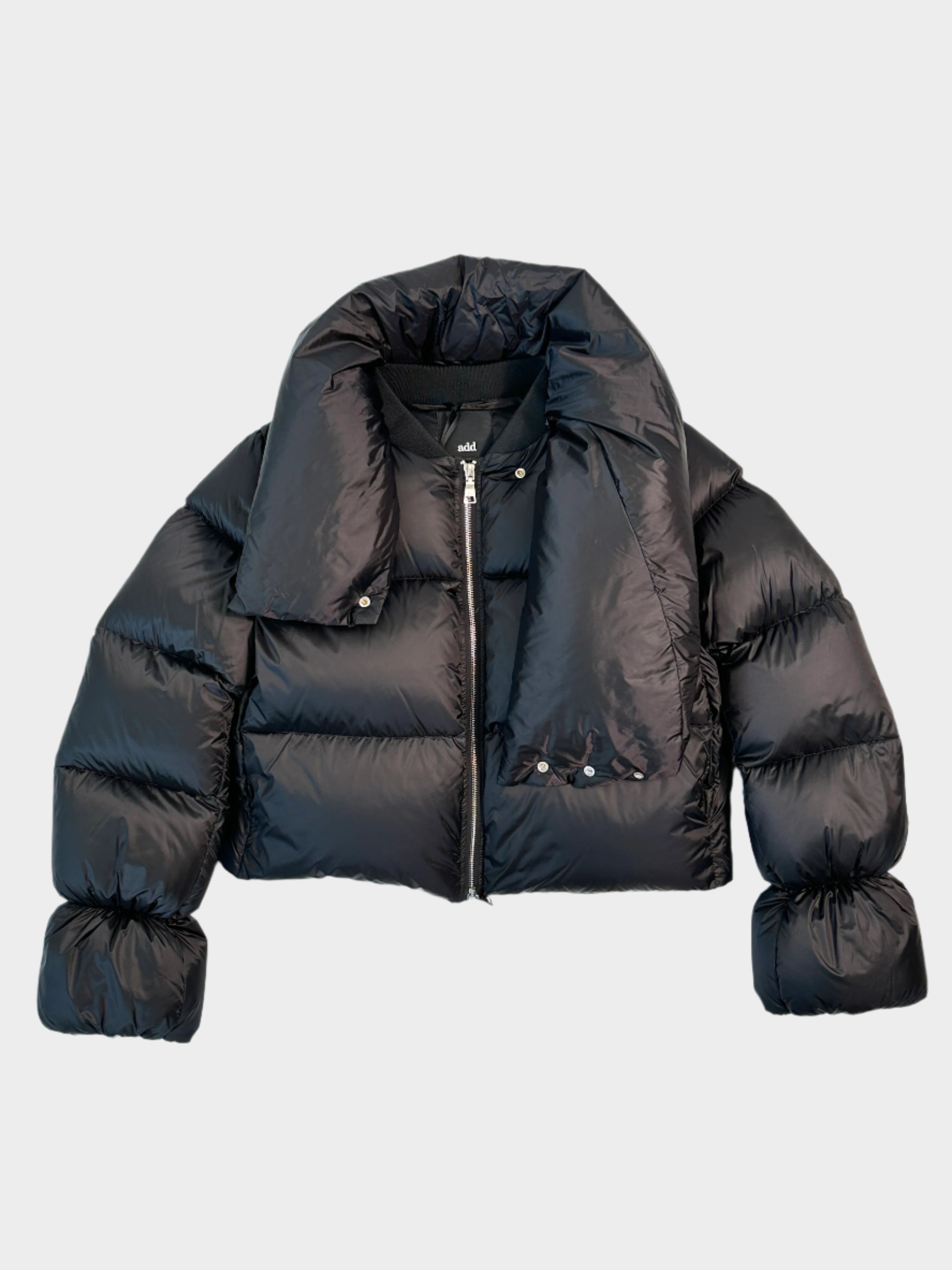 Noir Detachable Scarf Down Jacket